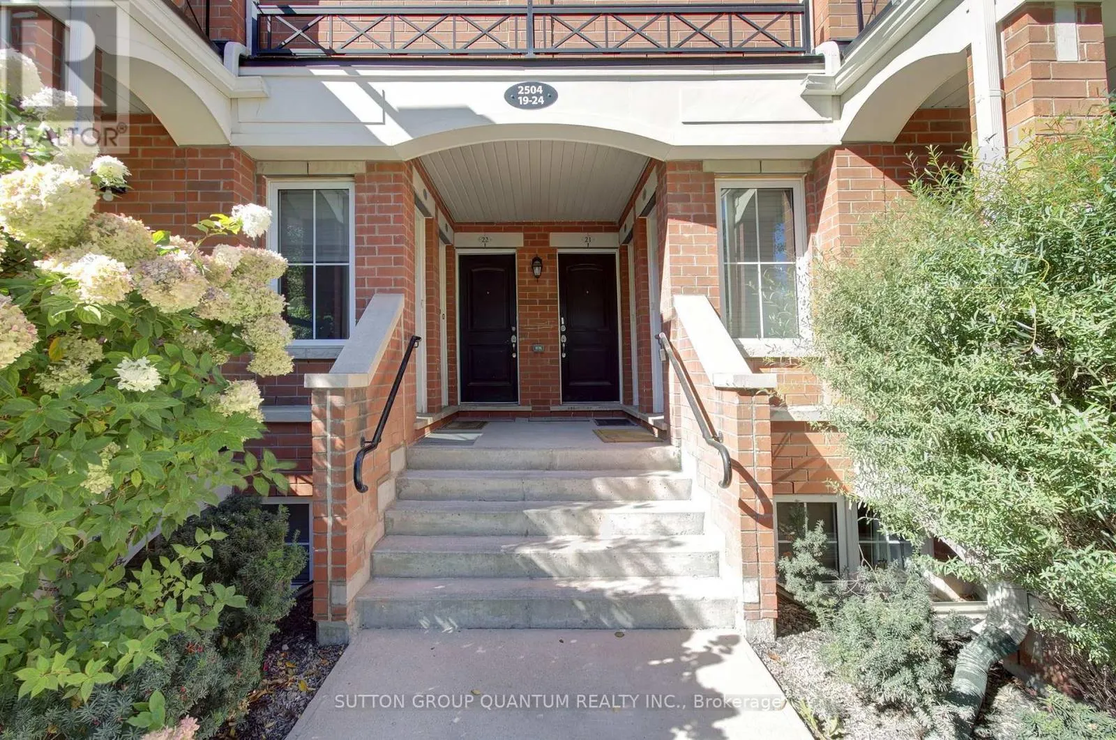 23 - 2504 POST ROAD