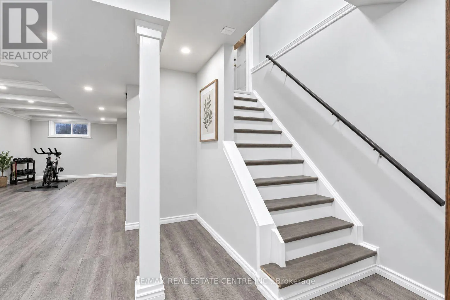 34 MCMASTER ROAD