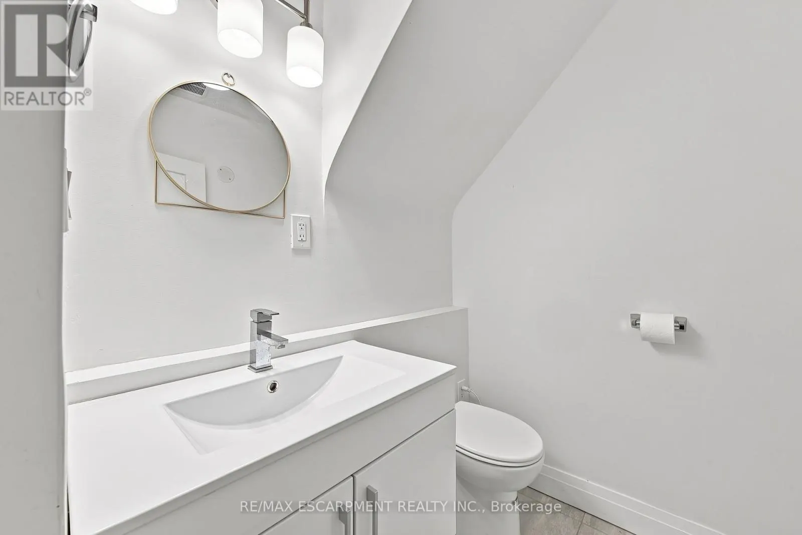 2177 LAKESHORE ROAD