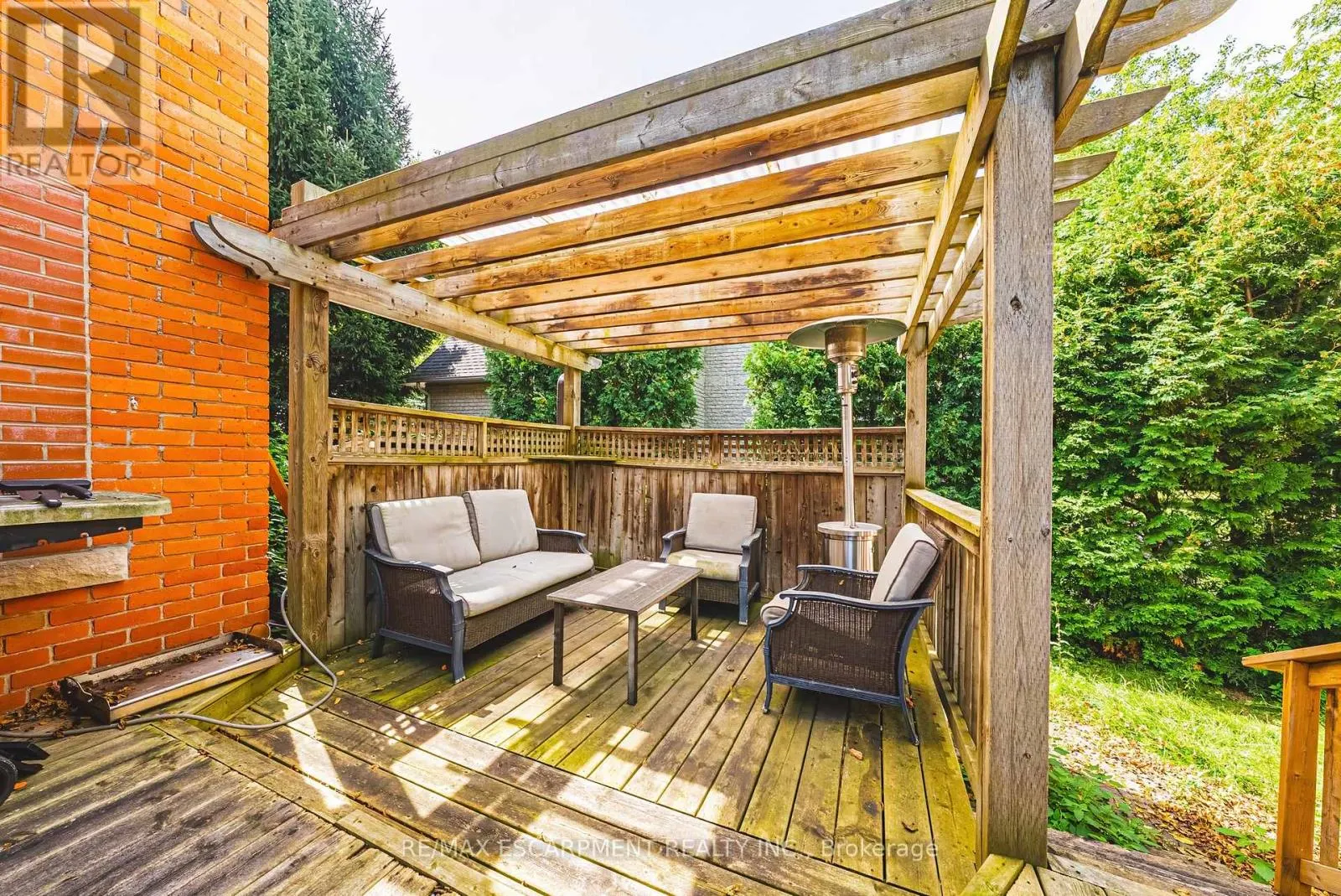 2177 LAKESHORE ROAD