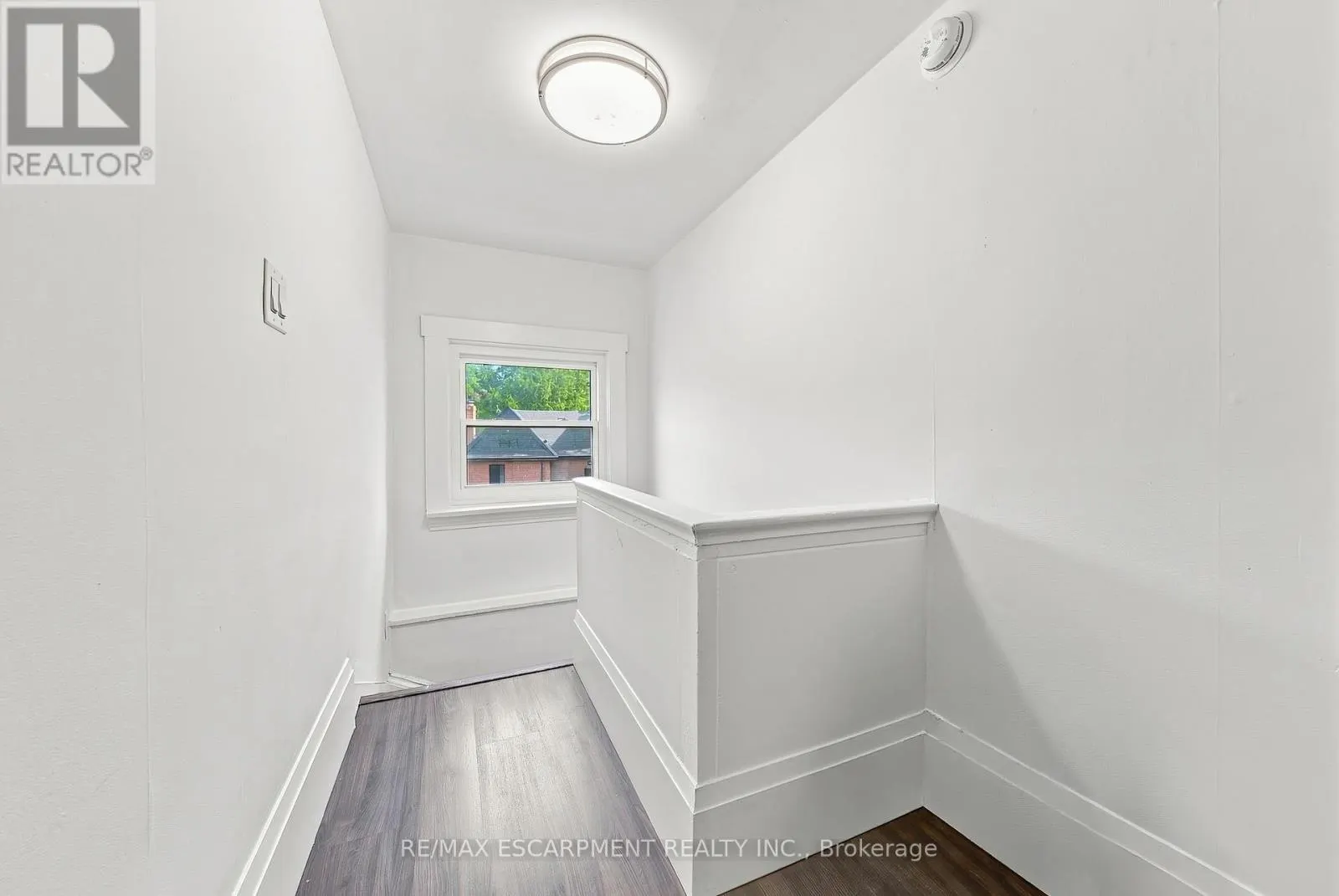 2177 LAKESHORE ROAD