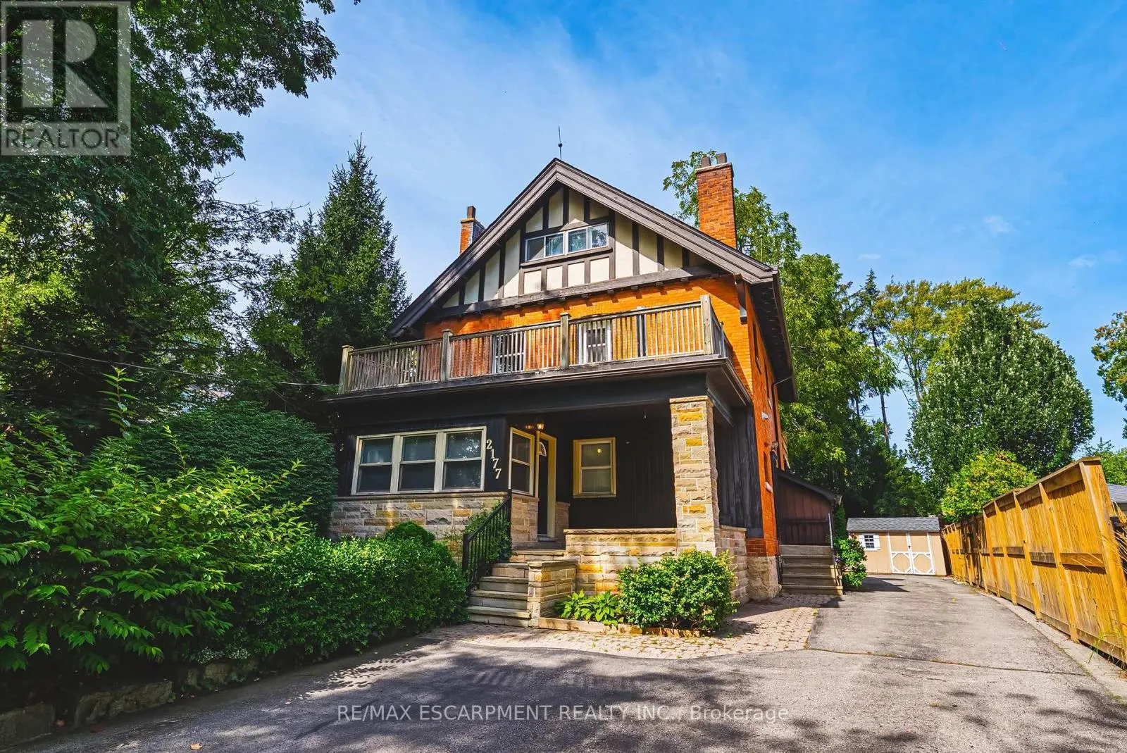 2177 LAKESHORE ROAD