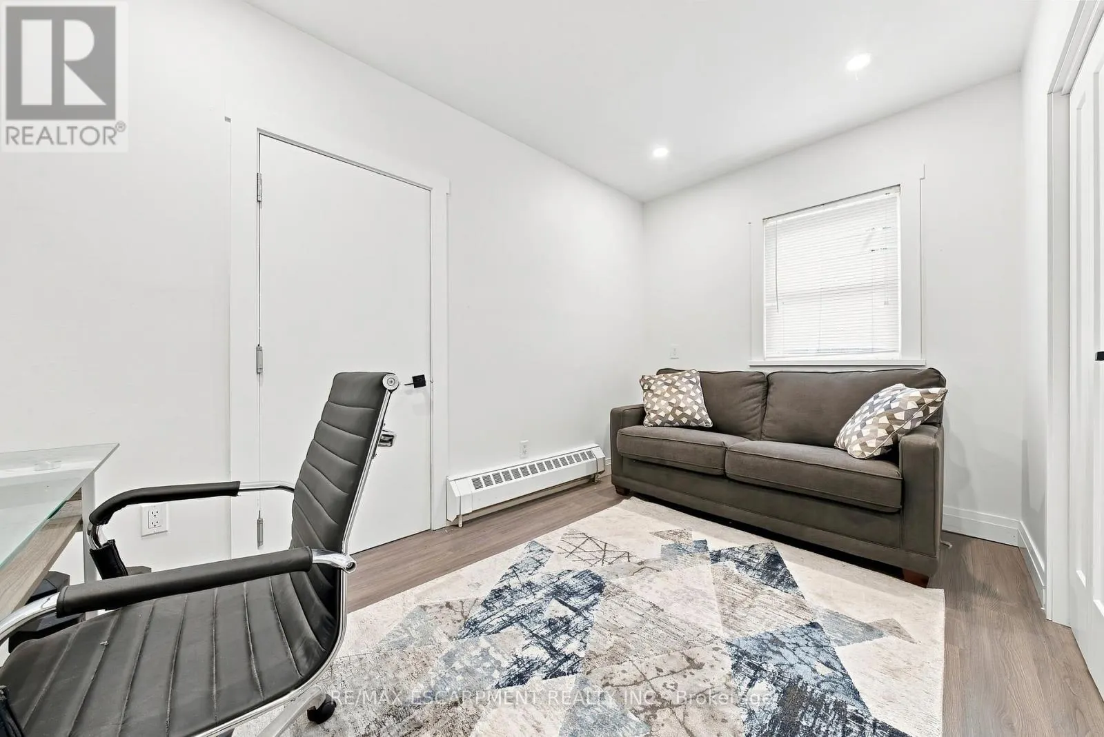 2177 LAKESHORE ROAD