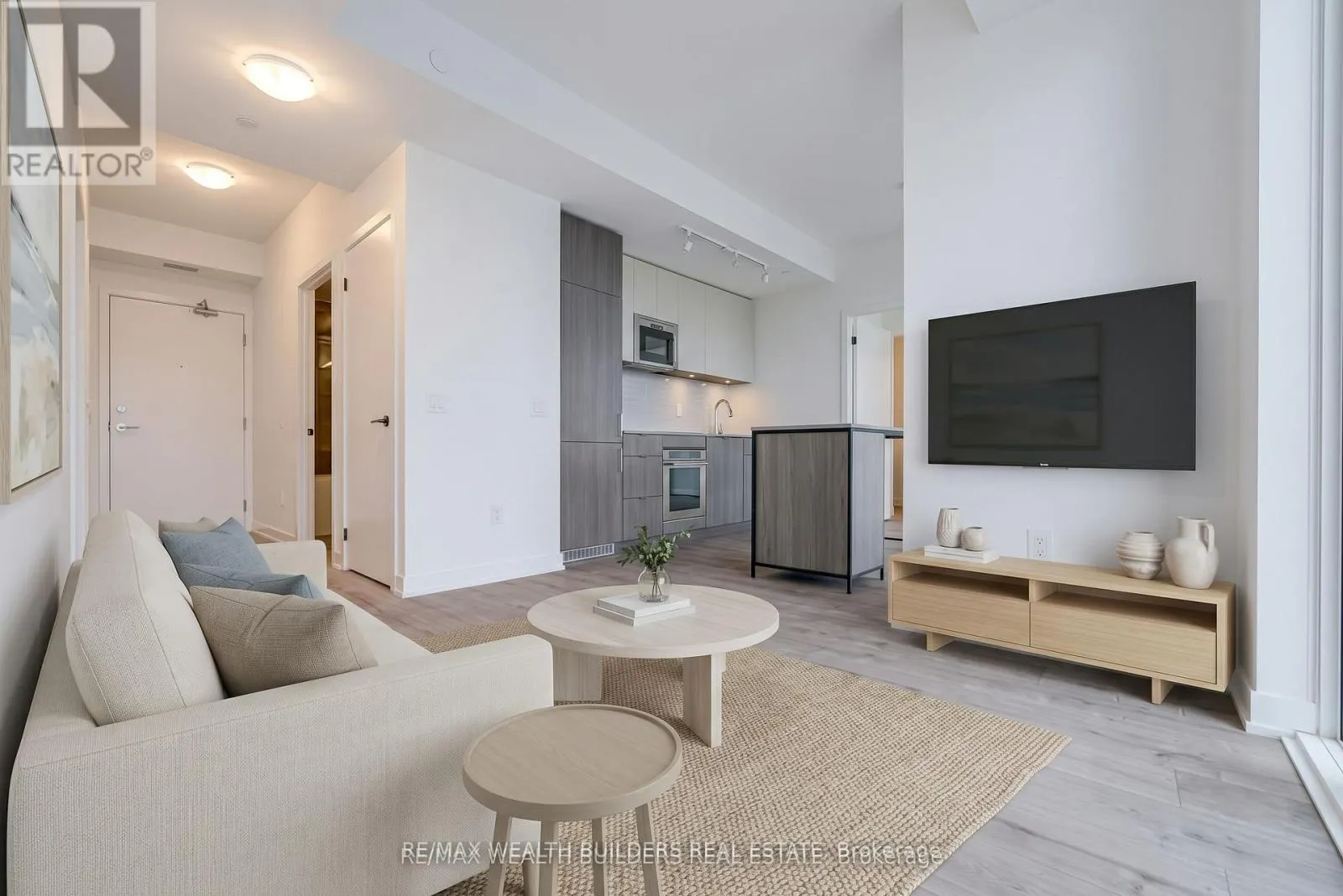 714 - 220 MISSINNIHE WAY