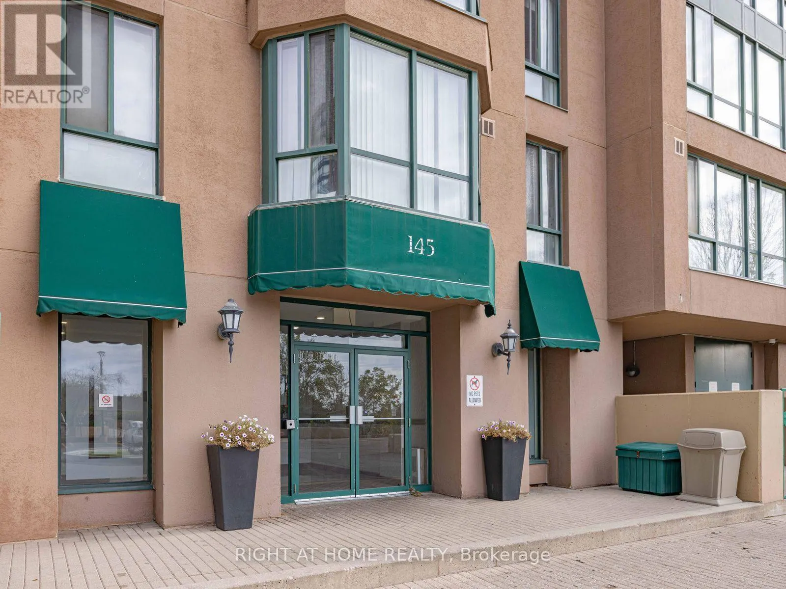 1108 - 145 HILLCREST AVENUE