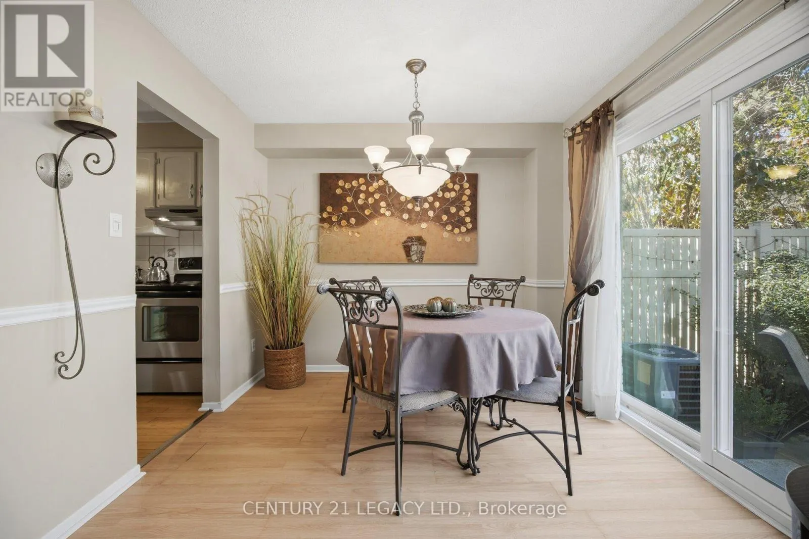 23 - 4171 GLEN ERIN DRIVE