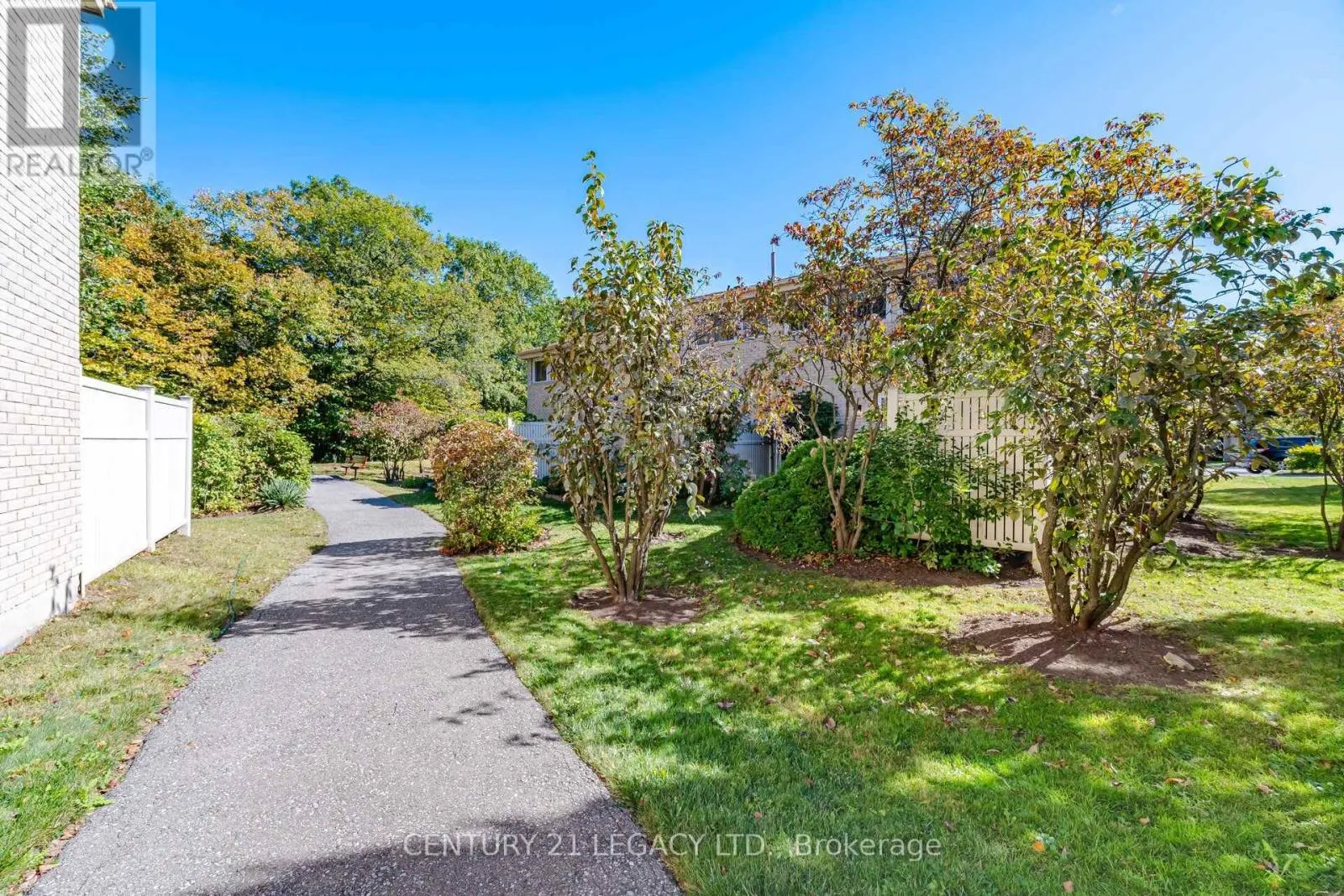 23 - 4171 GLEN ERIN DRIVE