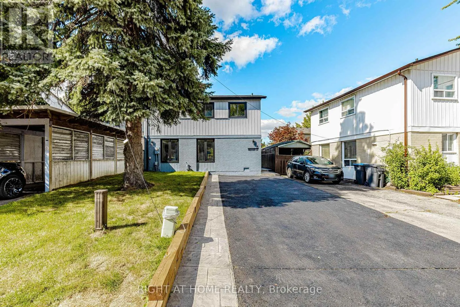 8 HAZELGLEN COURT