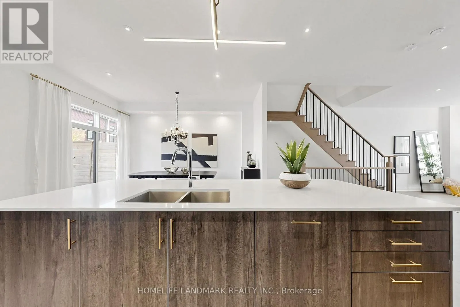 1669 VELLORE CRESCENT