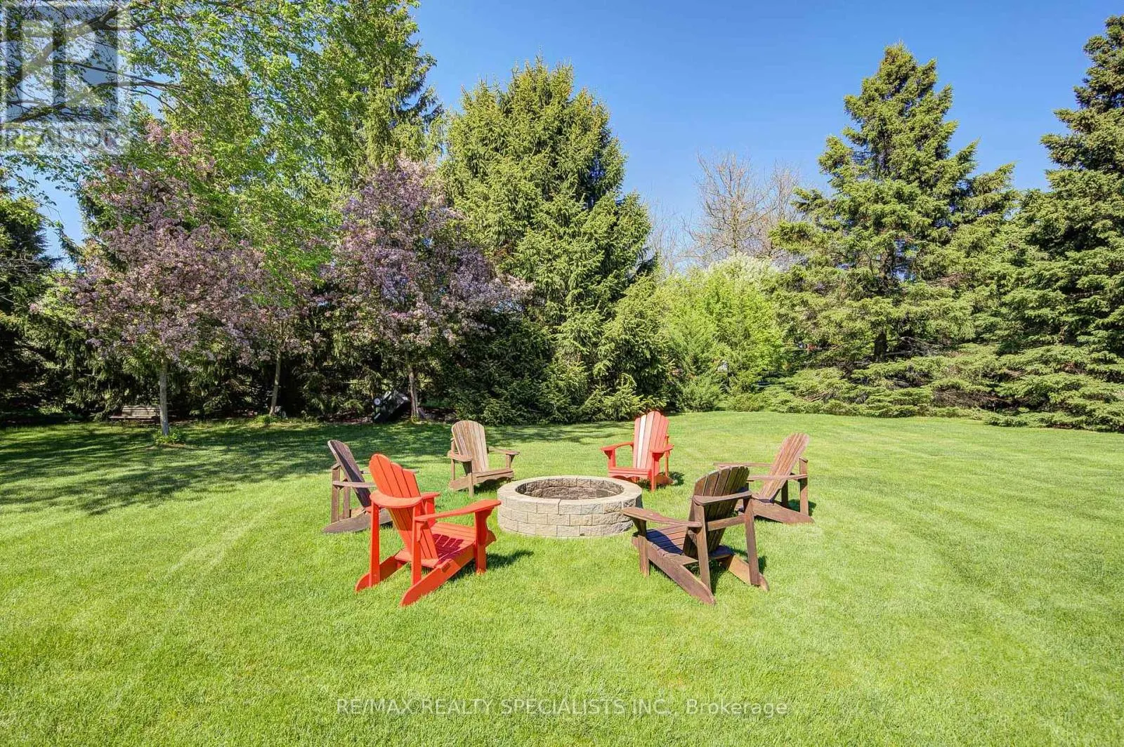 11 BRIDLEWOOD BOULEVARD