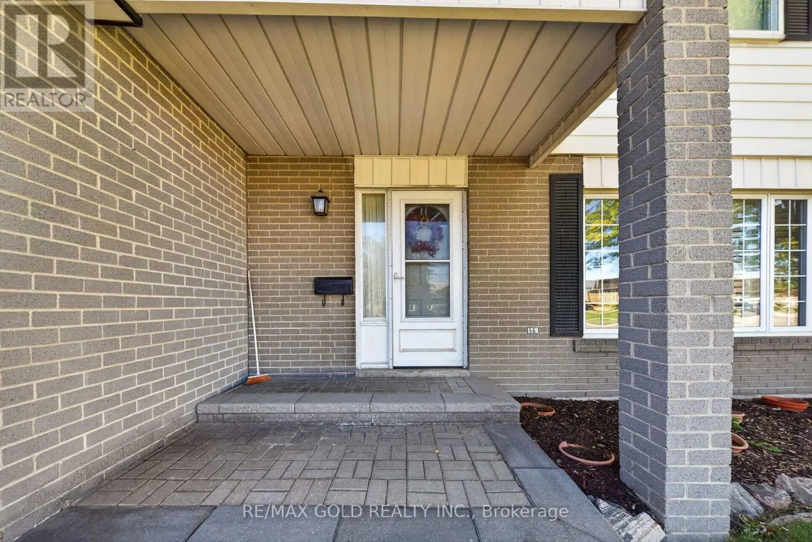 45 FIDELIA CRESCENT