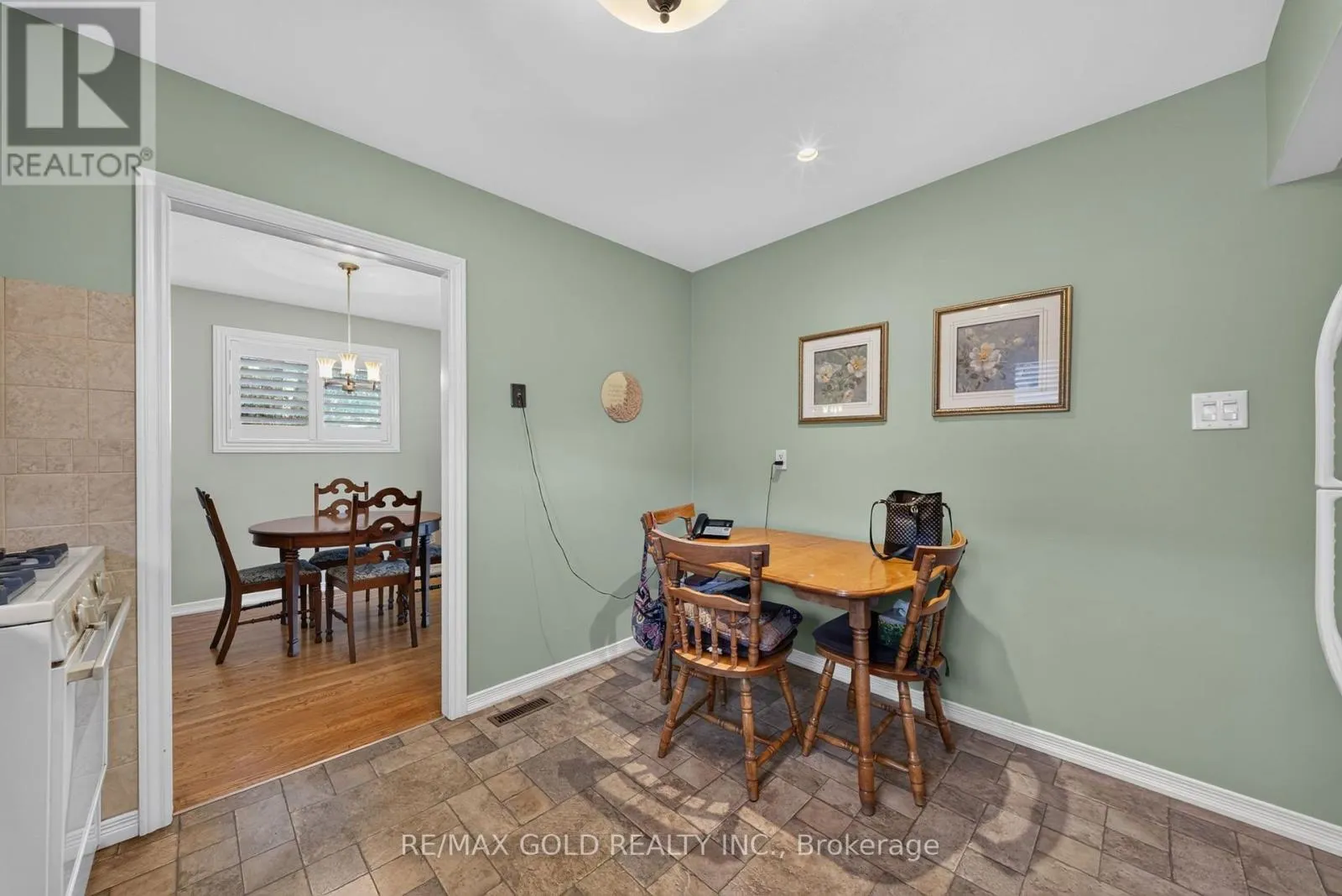 45 FIDELIA CRESCENT