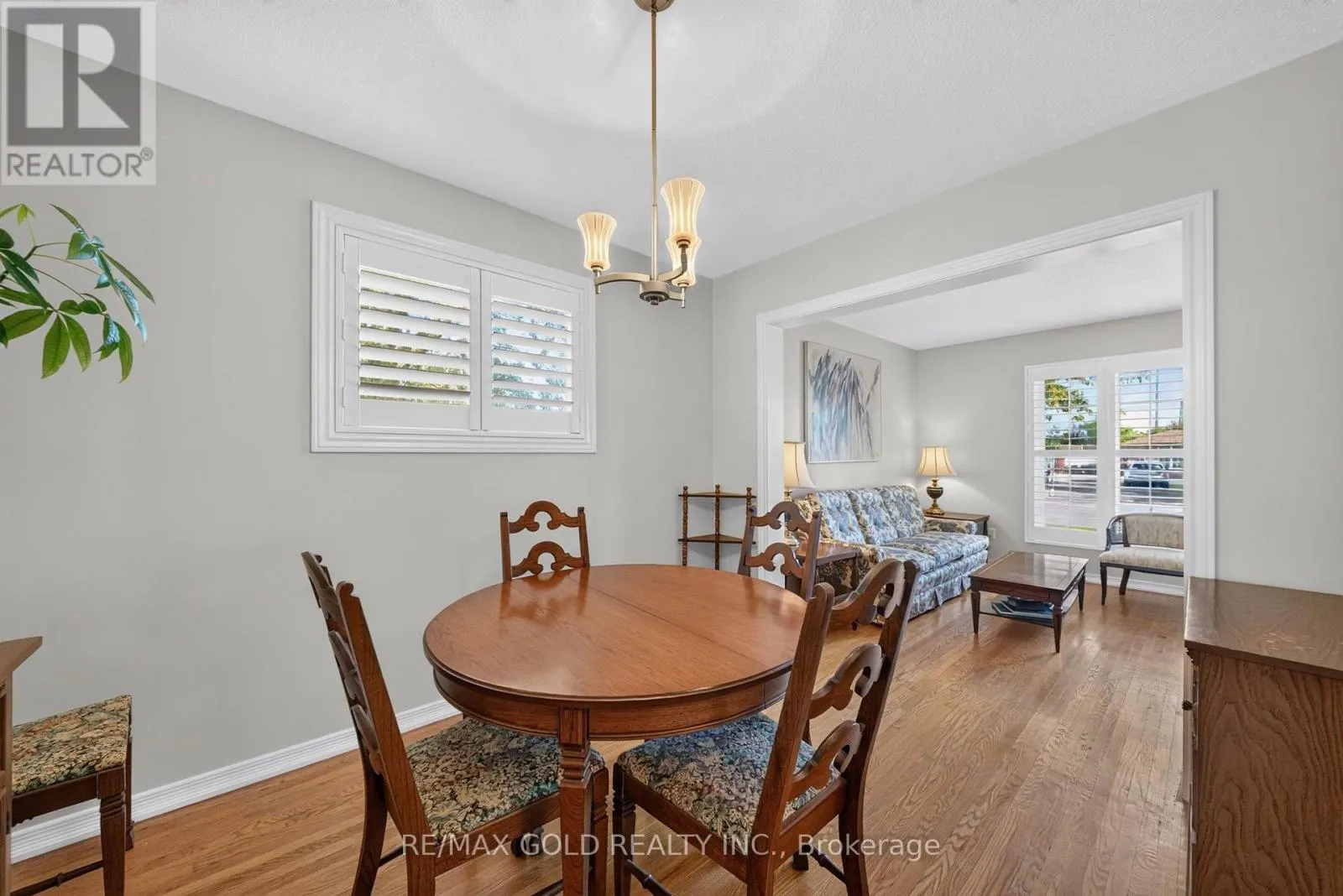 45 FIDELIA CRESCENT