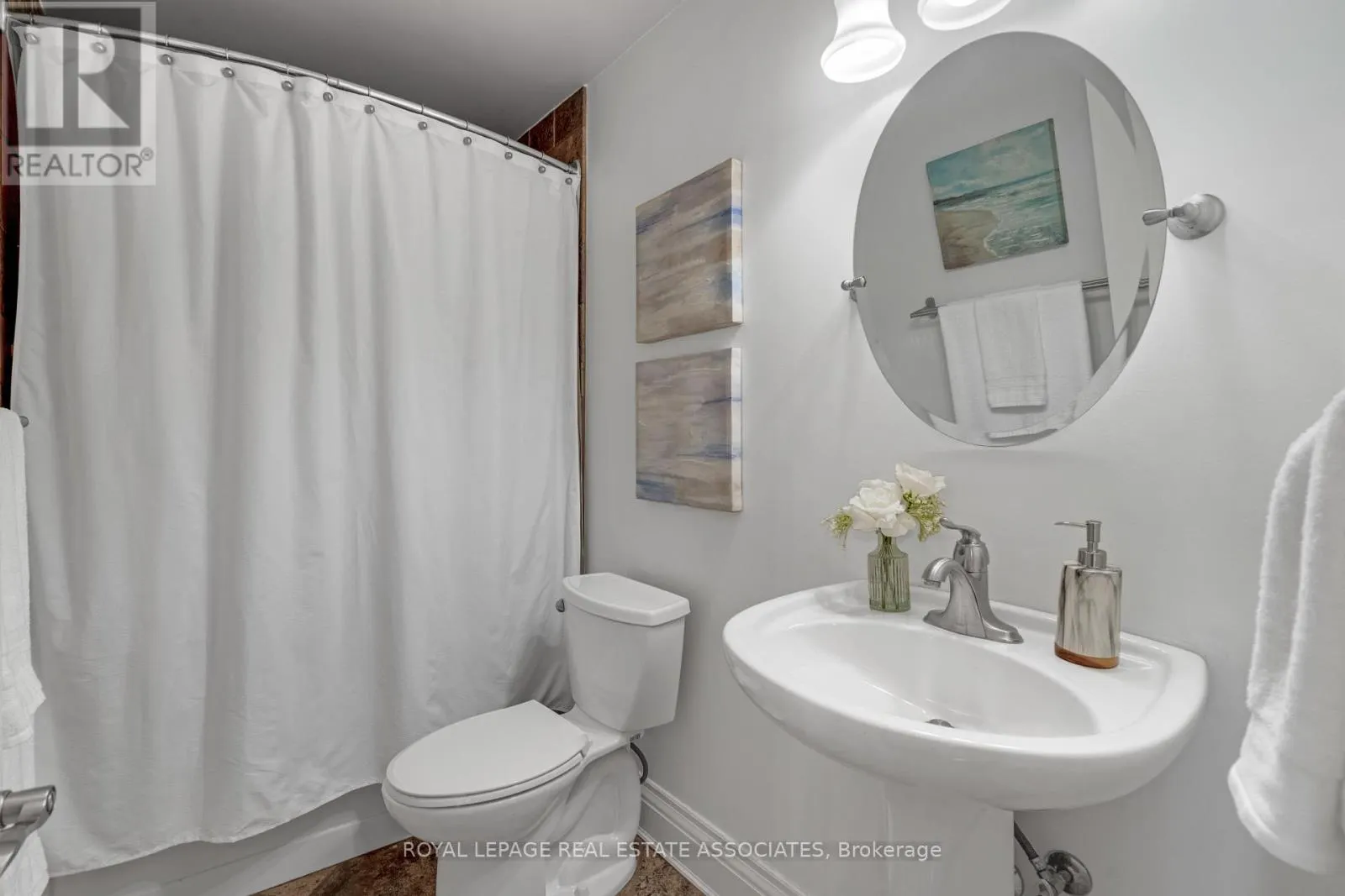 72 - 2199 BURNHAMTHORPE ROAD W