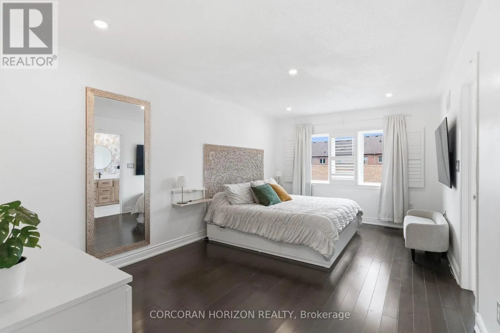 3216 ROBERT BROWN BOULEVARD
