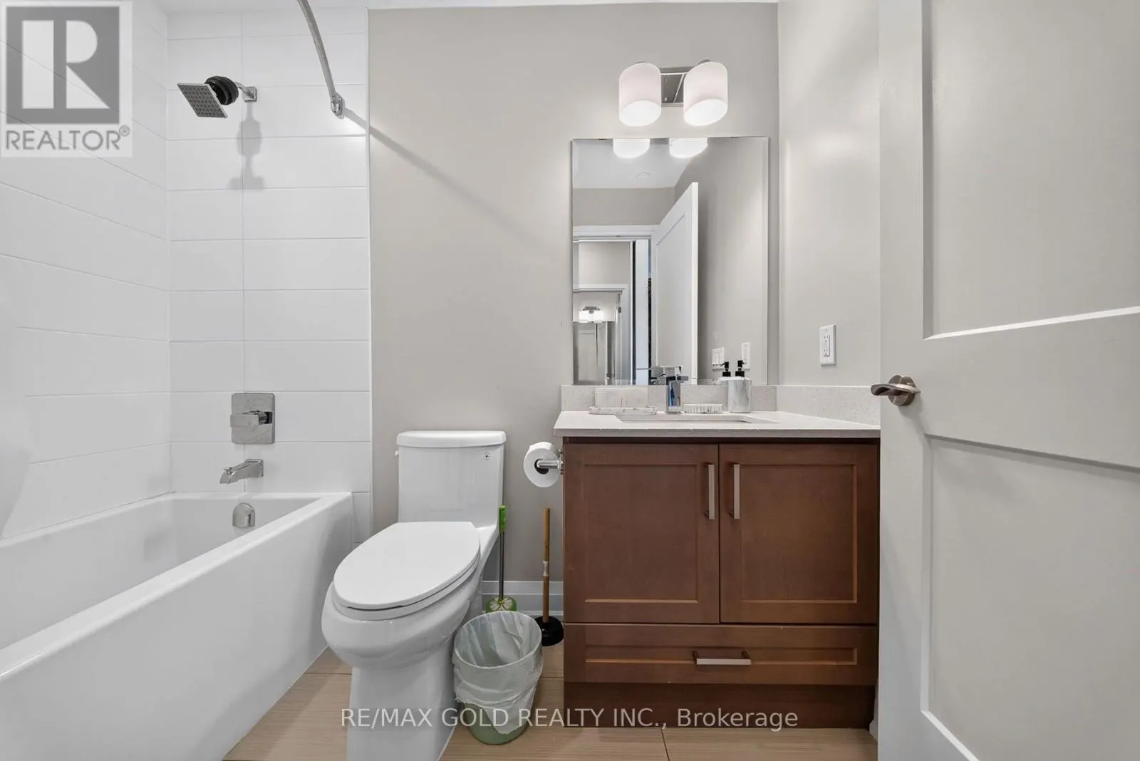 505 - 15 LYNCH STREET