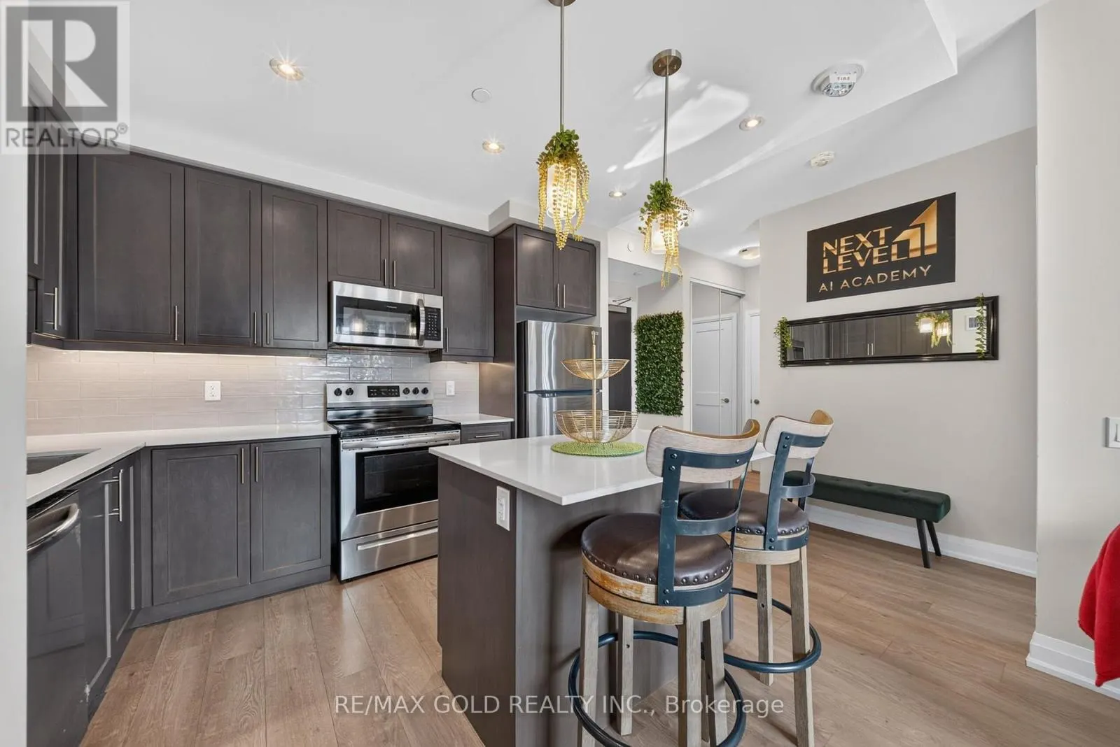 505 - 15 LYNCH STREET