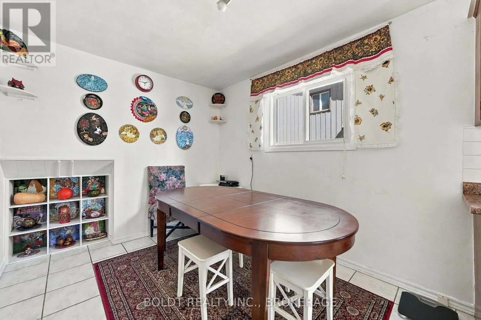 2554 COBBINSHAW CIRCLE