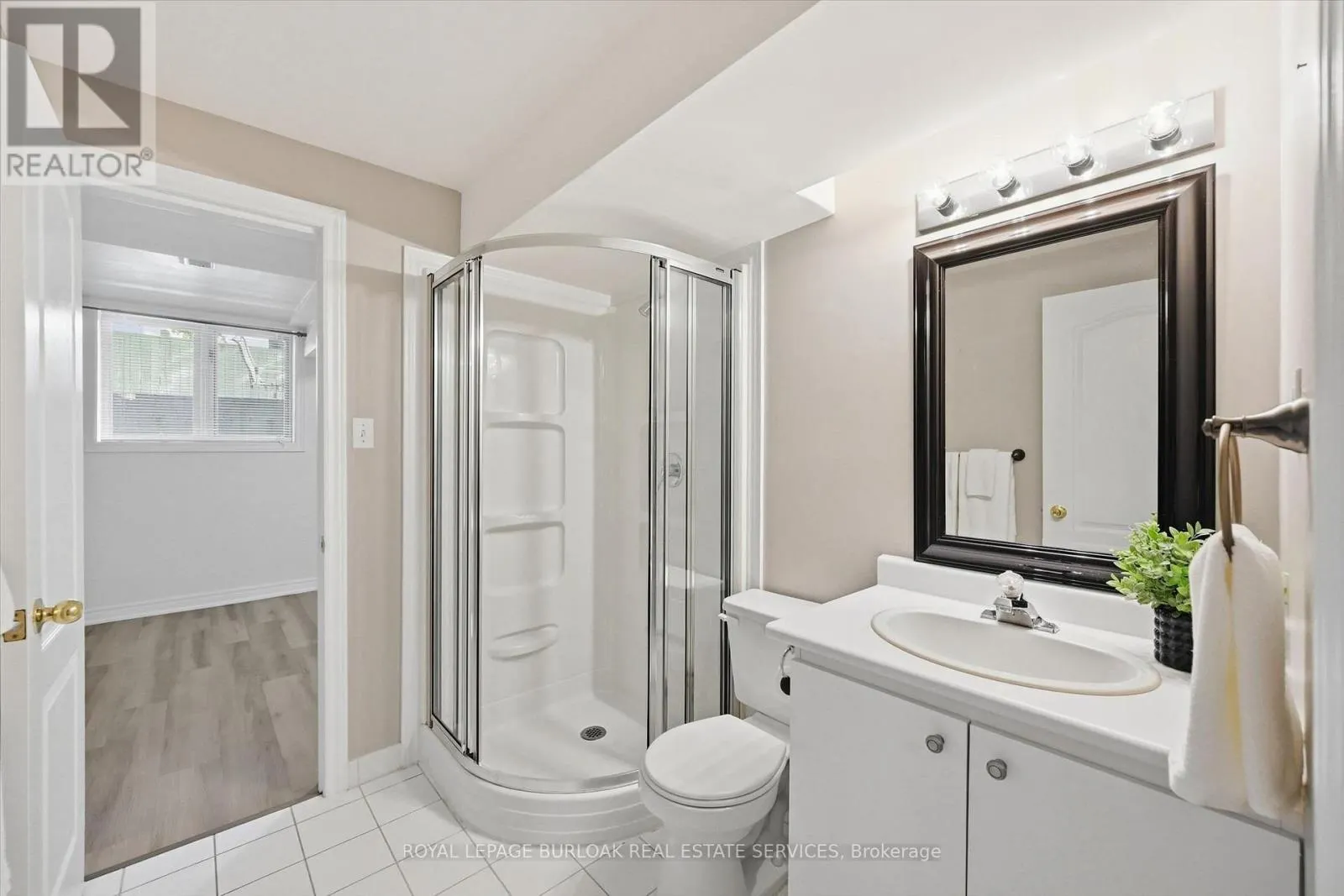 11 - 705 CUMBERLAND AVENUE