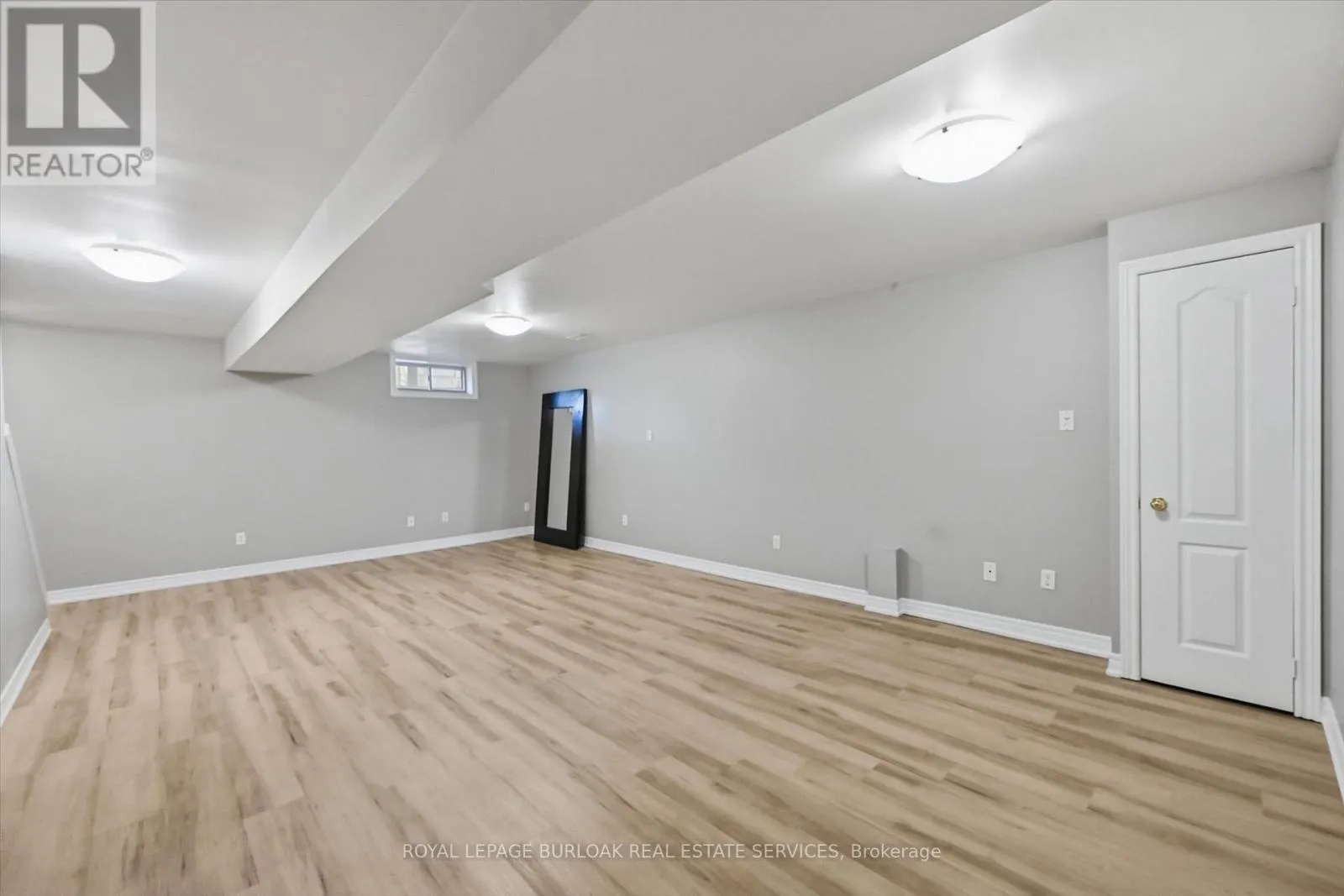 11 - 705 CUMBERLAND AVENUE