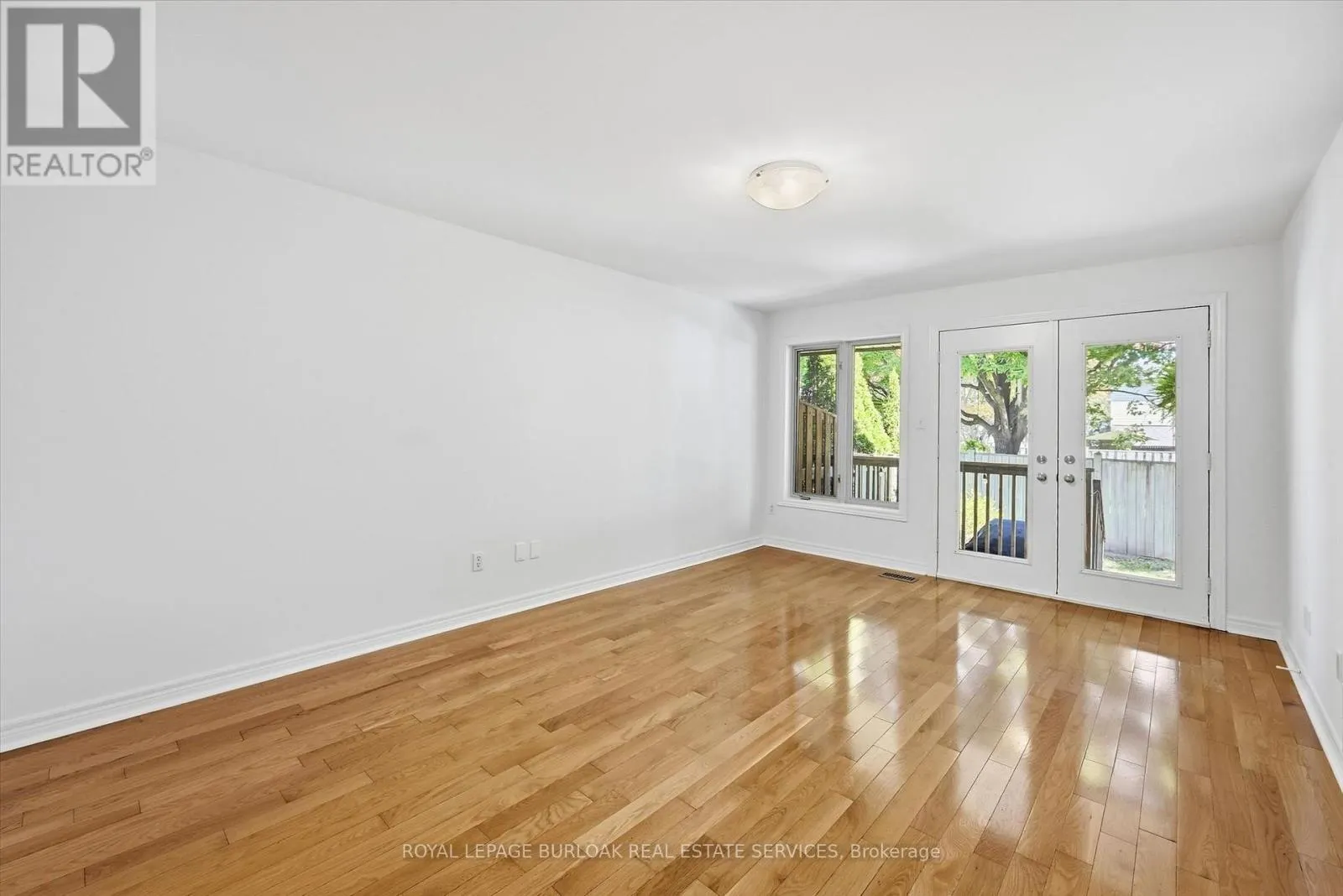 11 - 705 CUMBERLAND AVENUE