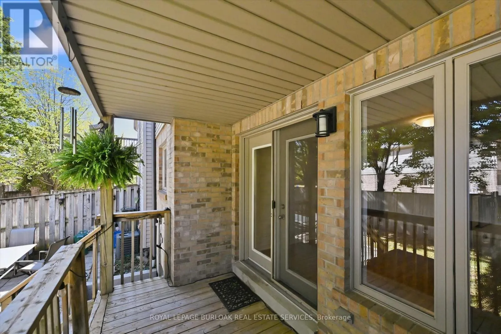 11 - 705 CUMBERLAND AVENUE