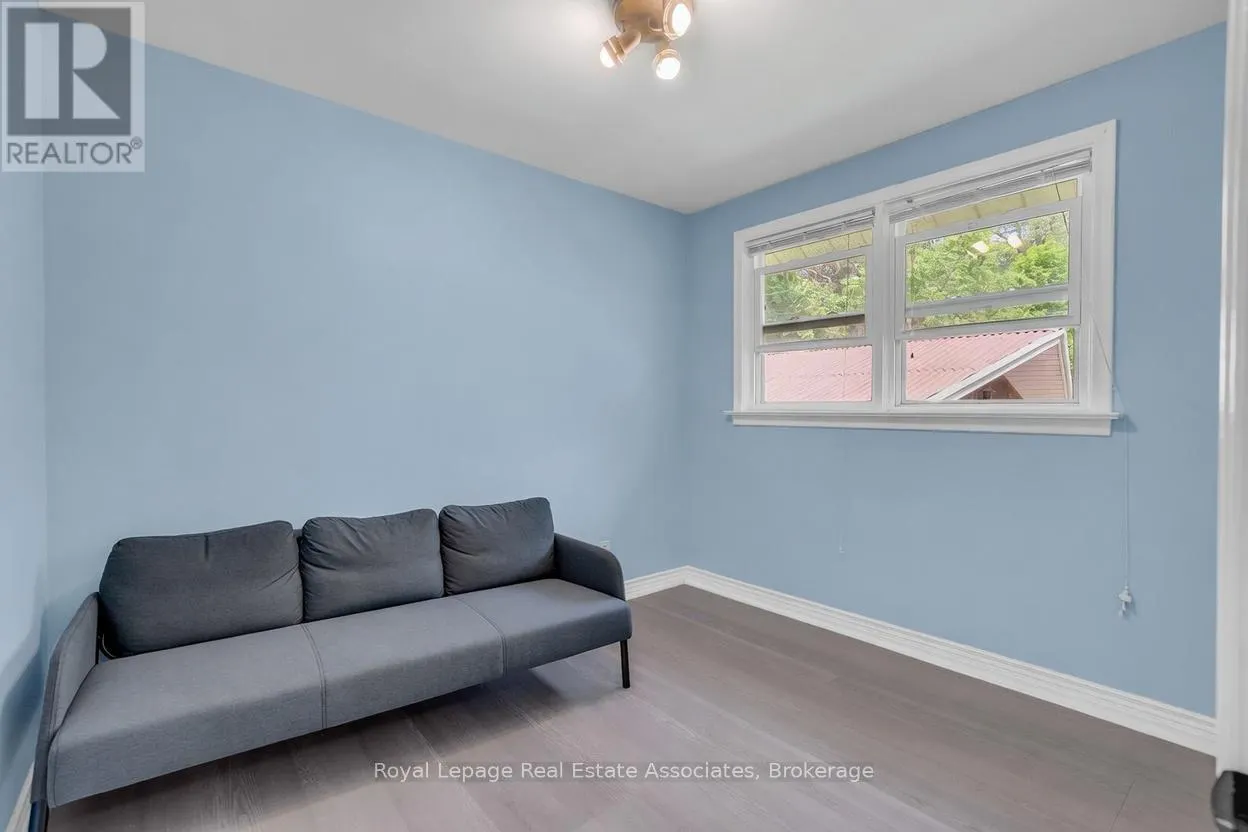 11 BEN MACHREE DRIVE