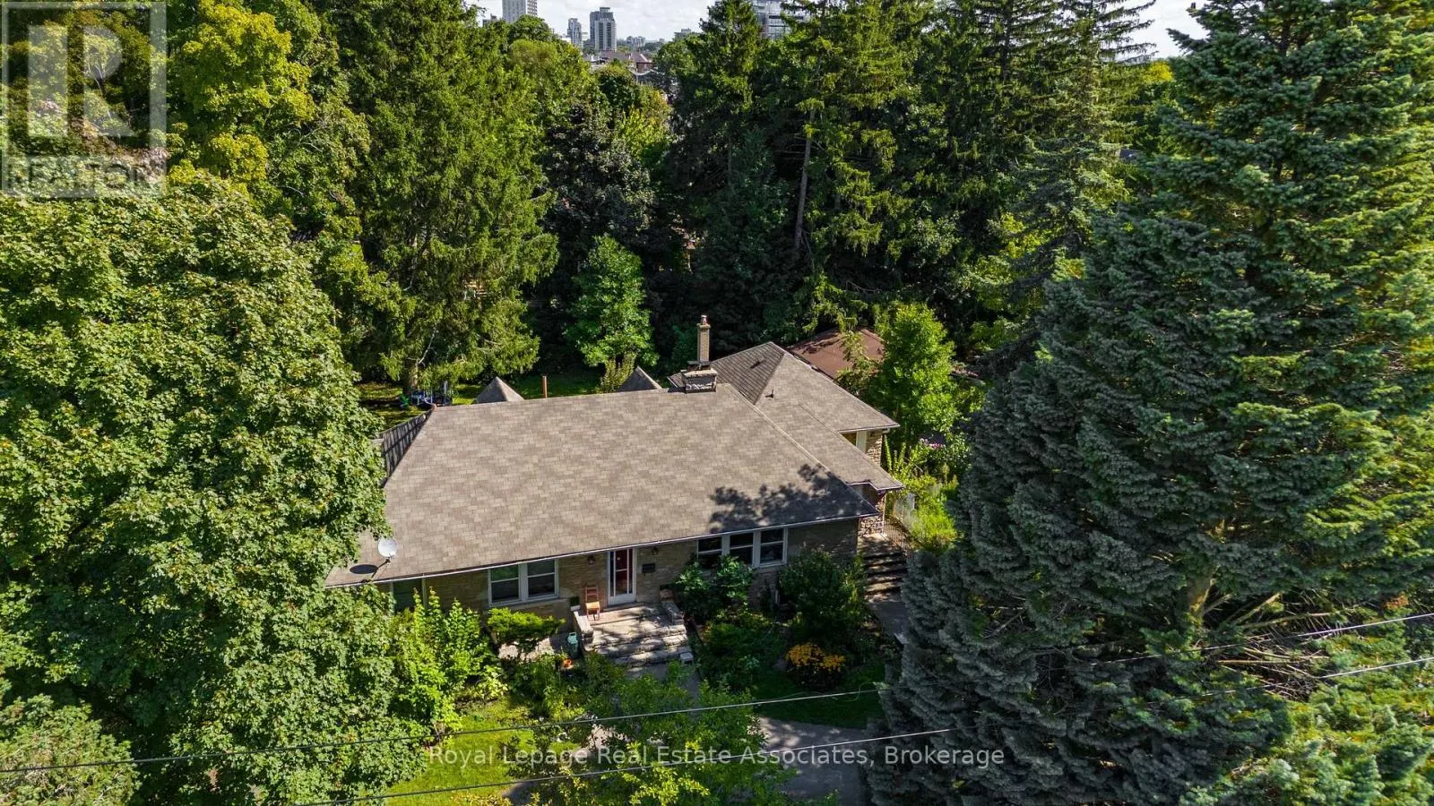 11 BEN MACHREE DRIVE