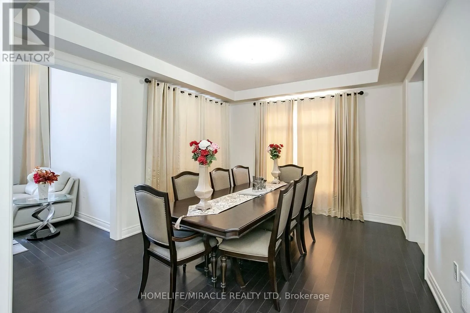 30 BROOKWATER CRESCENT