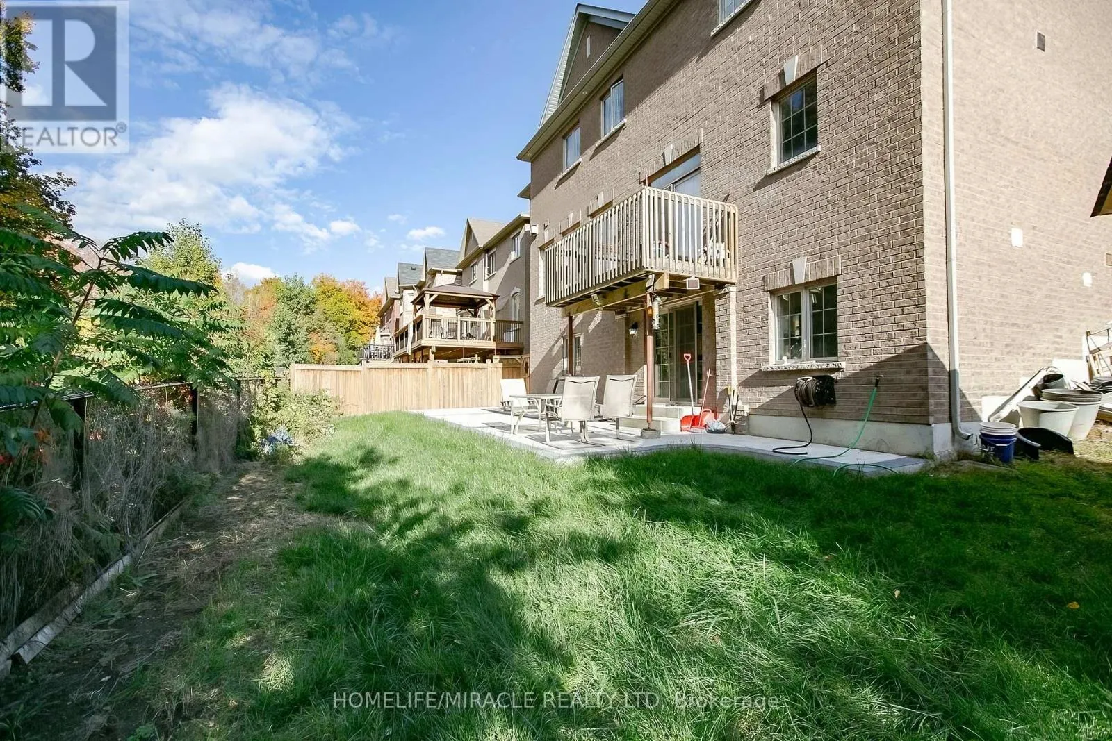 30 BROOKWATER CRESCENT