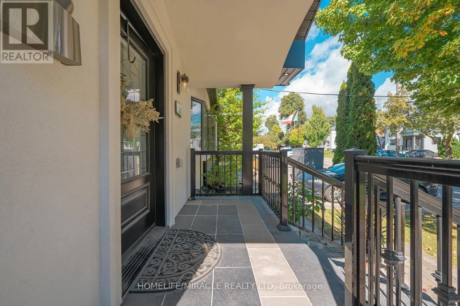 24 ACORN AVENUE