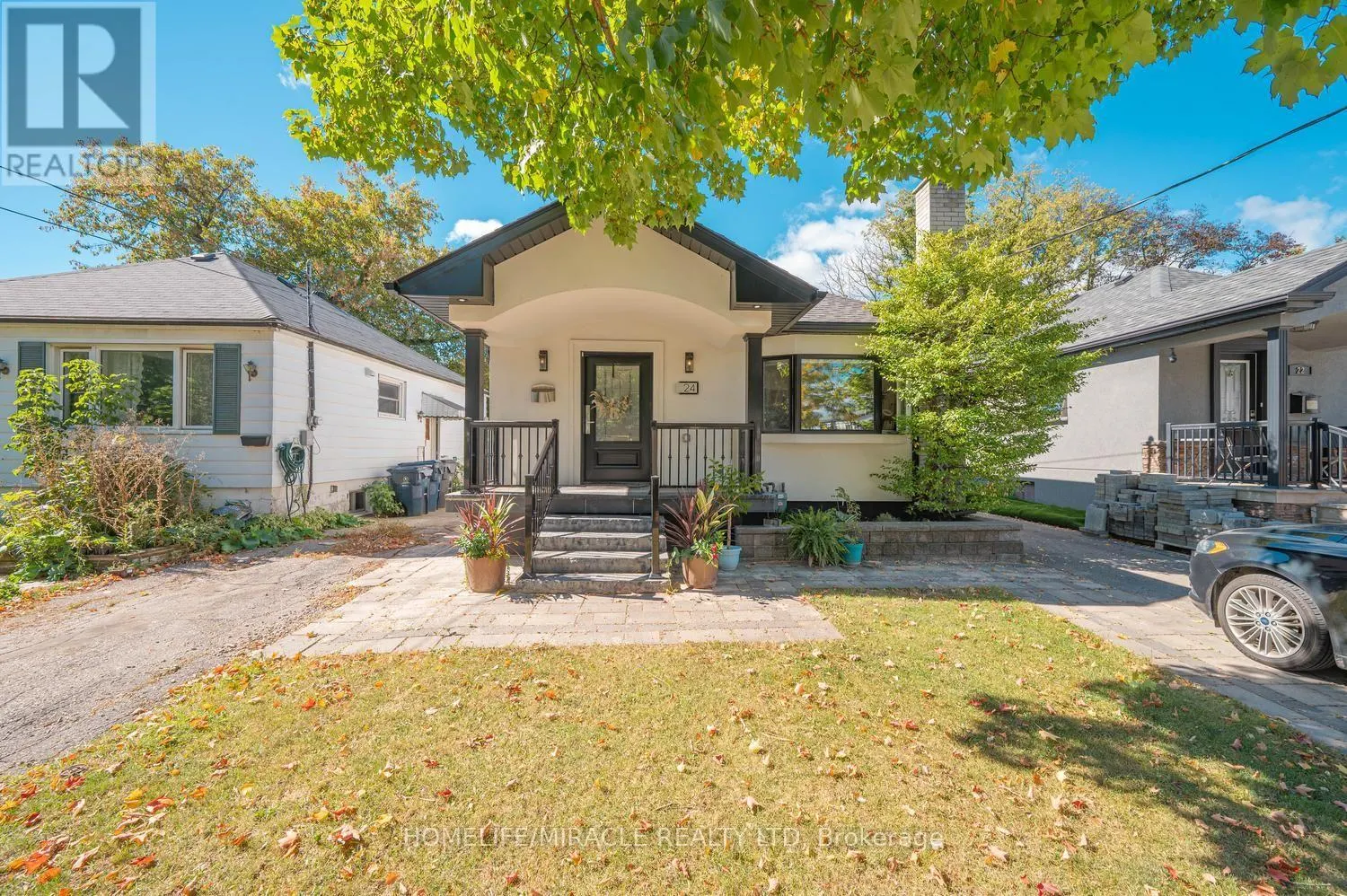 24 ACORN AVENUE