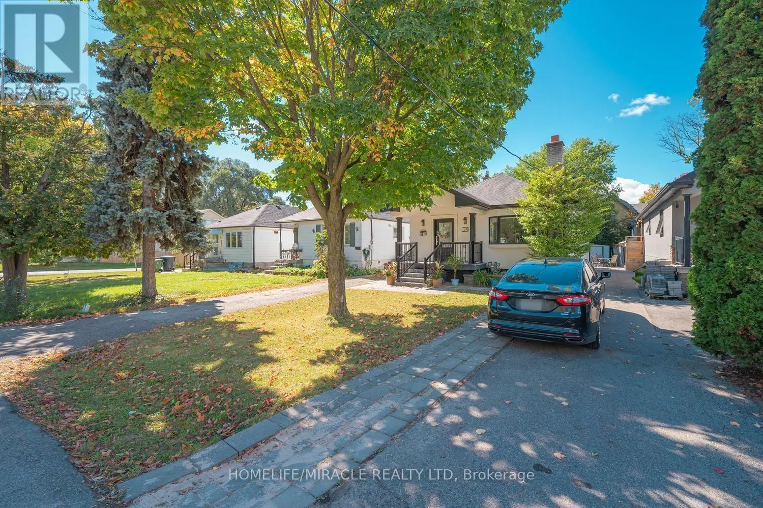 24 ACORN AVENUE