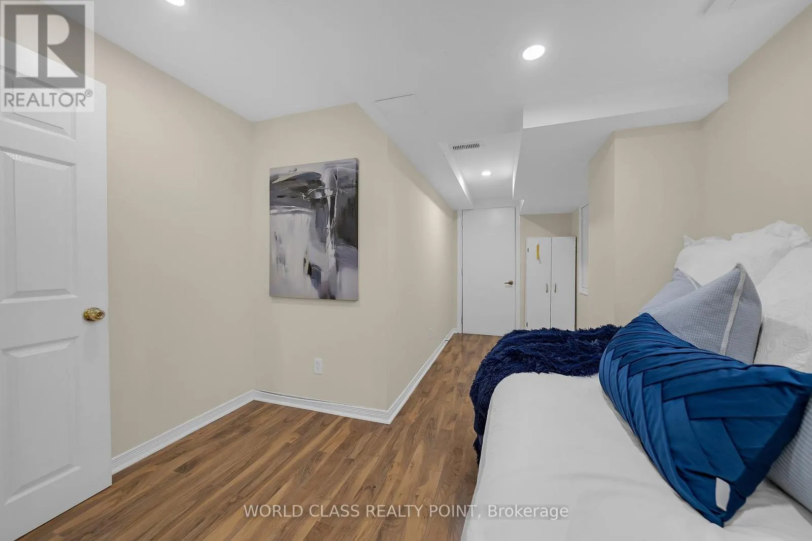 5529 FUDGE TERRACE