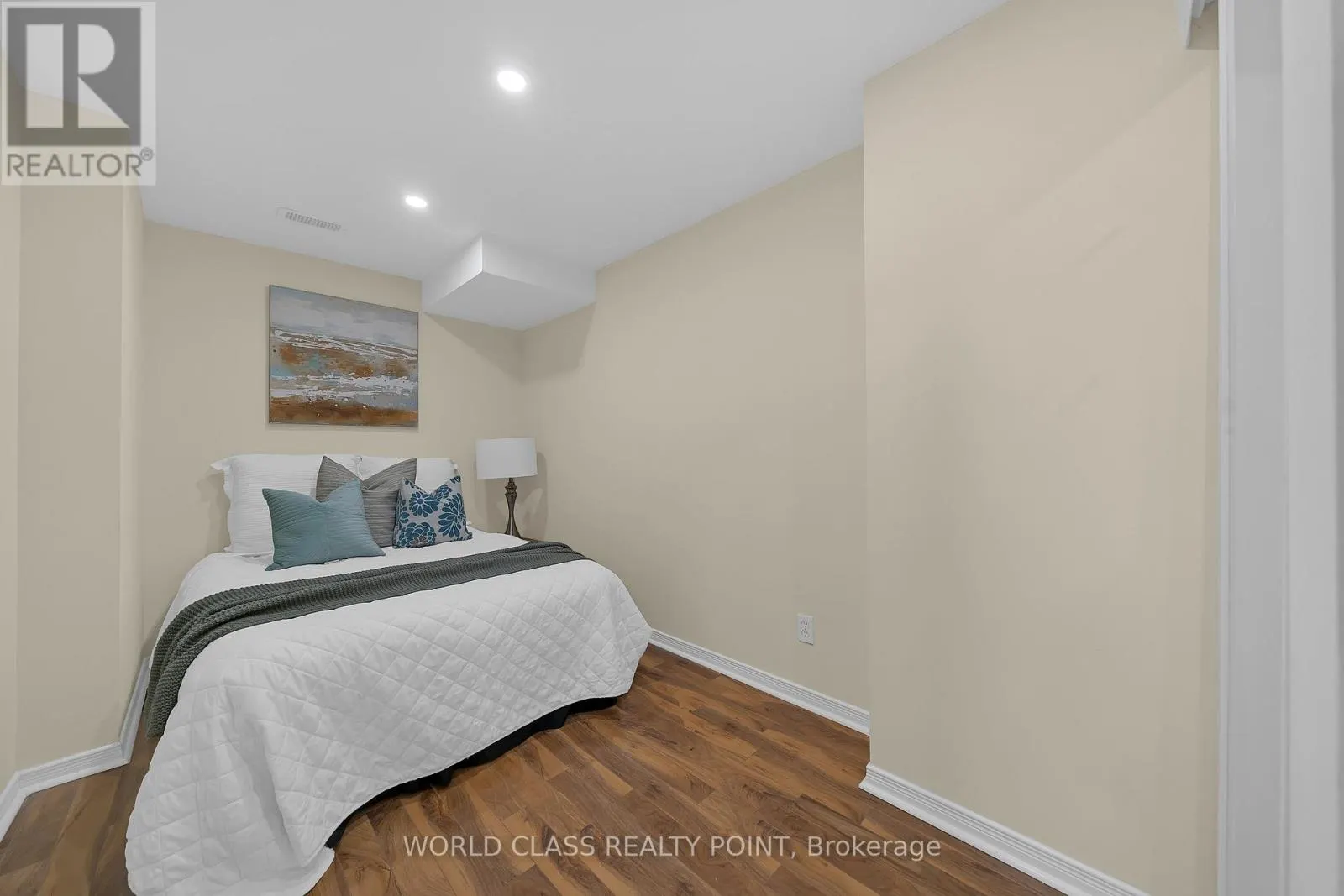 5529 FUDGE TERRACE