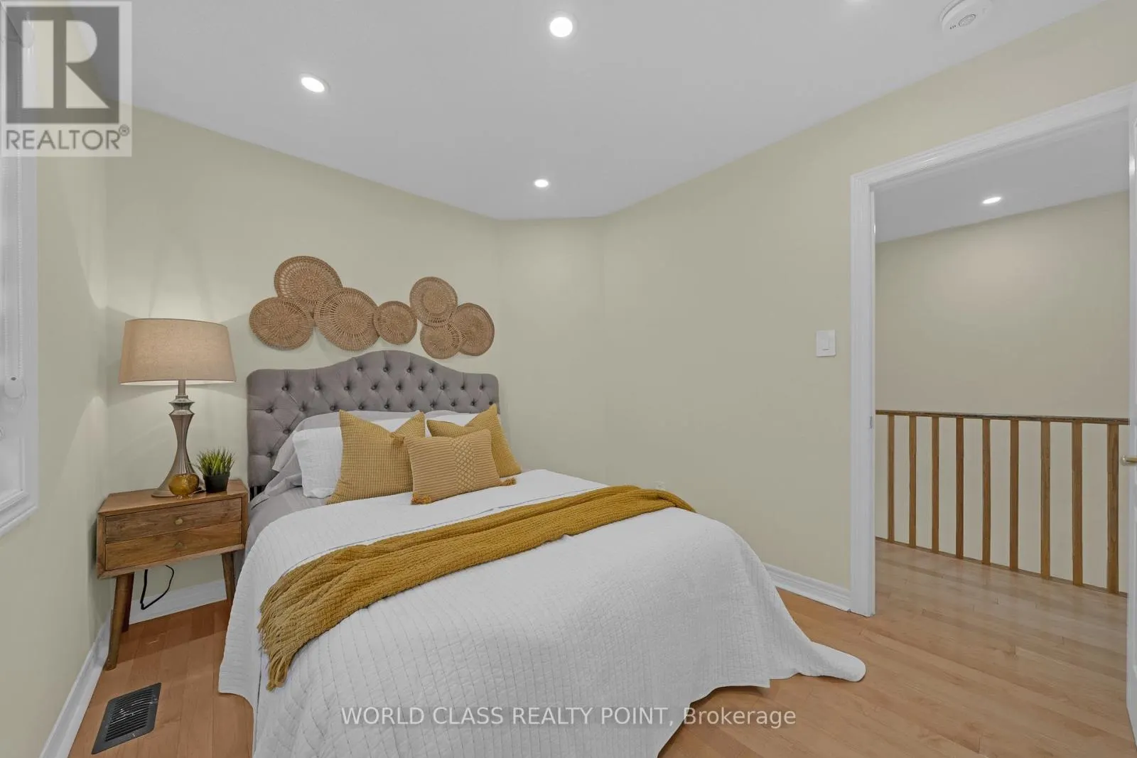 5529 FUDGE TERRACE
