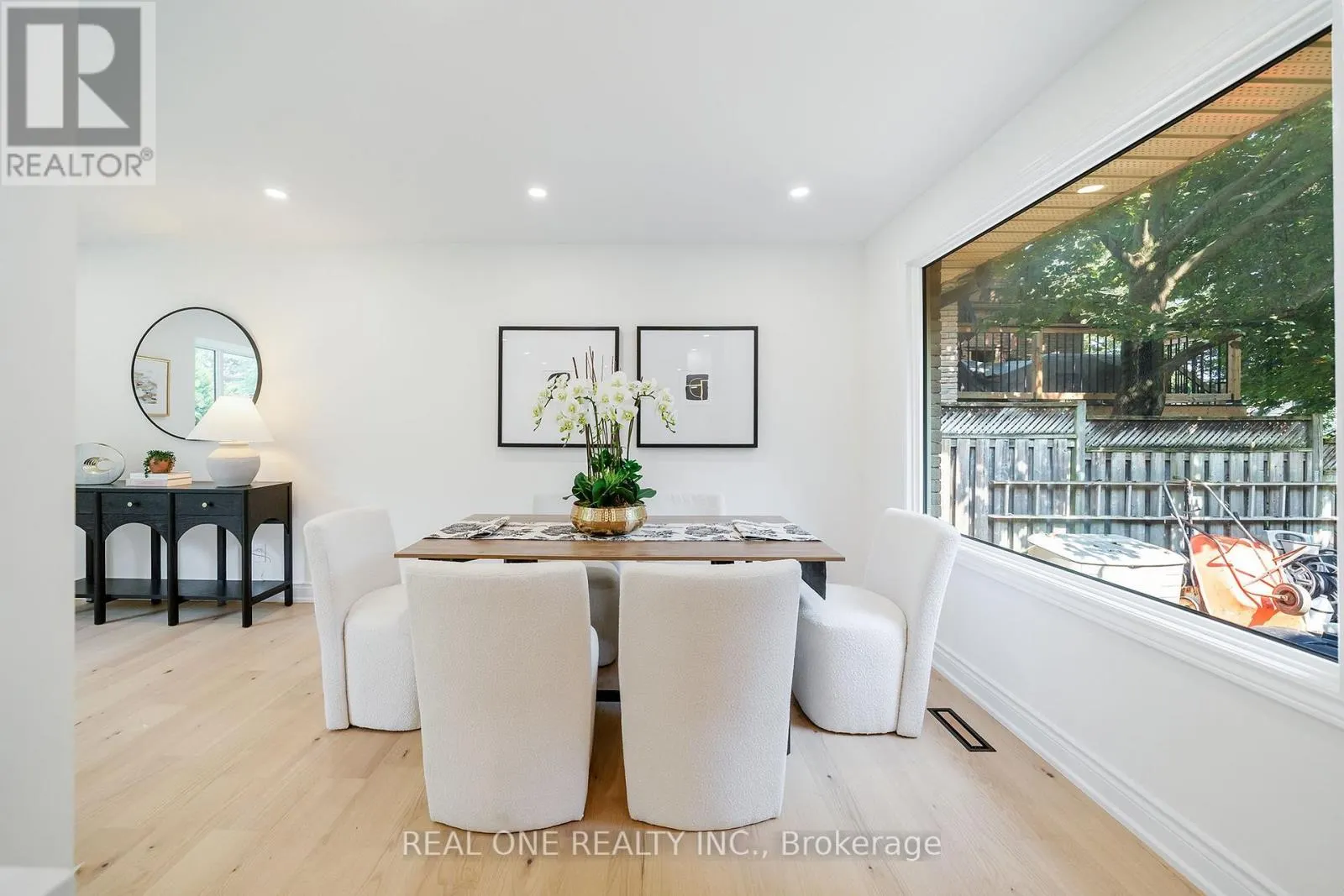 3148 BENTWORTH DRIVE