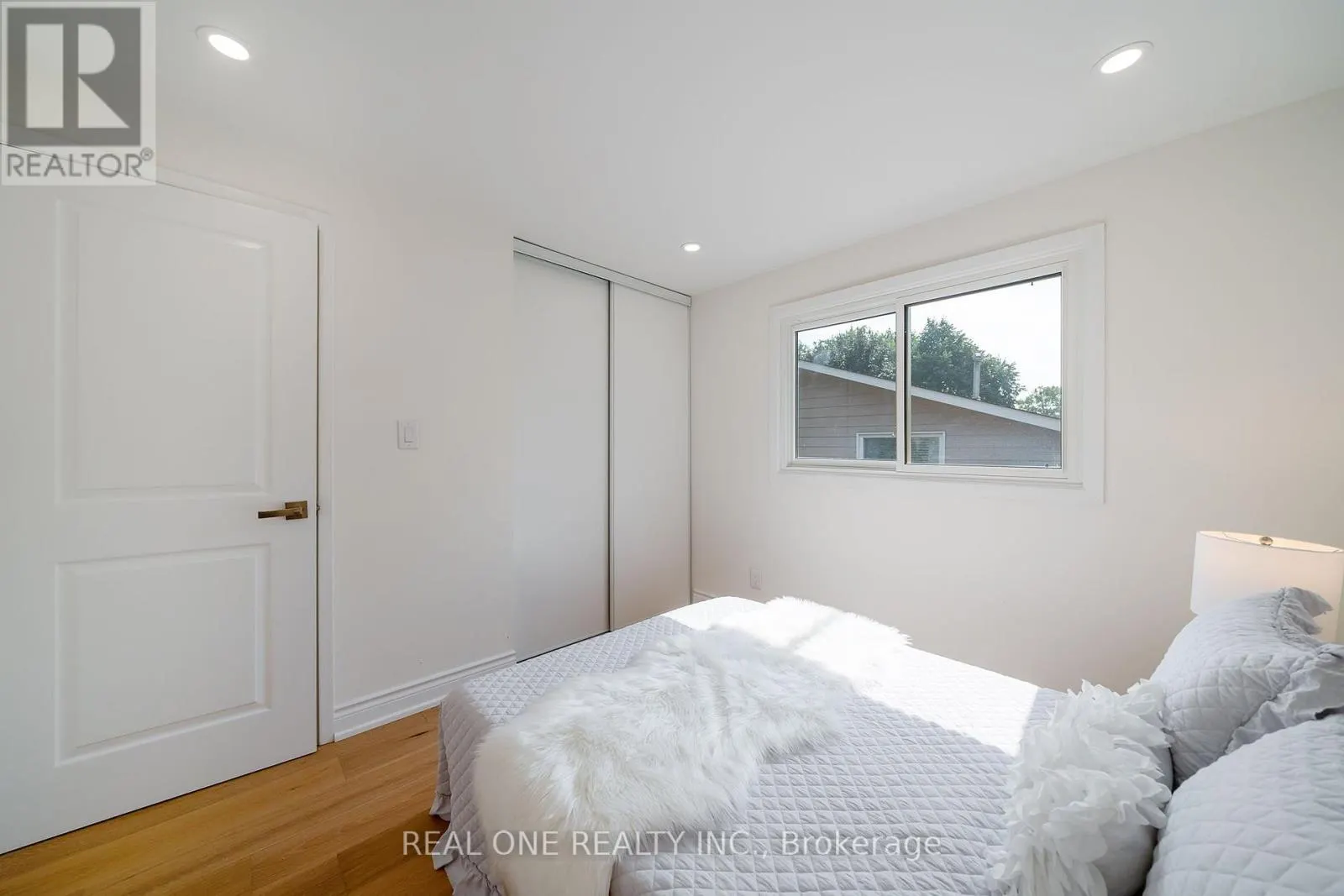 3148 BENTWORTH DRIVE