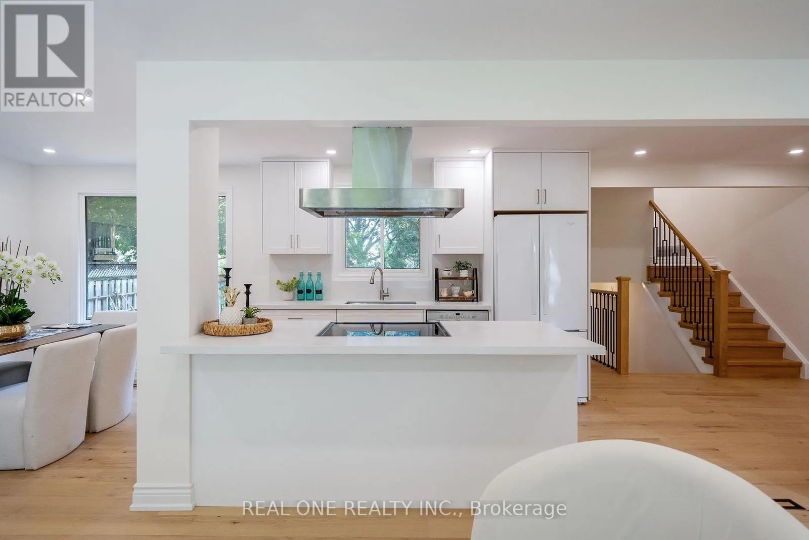 3148 BENTWORTH DRIVE