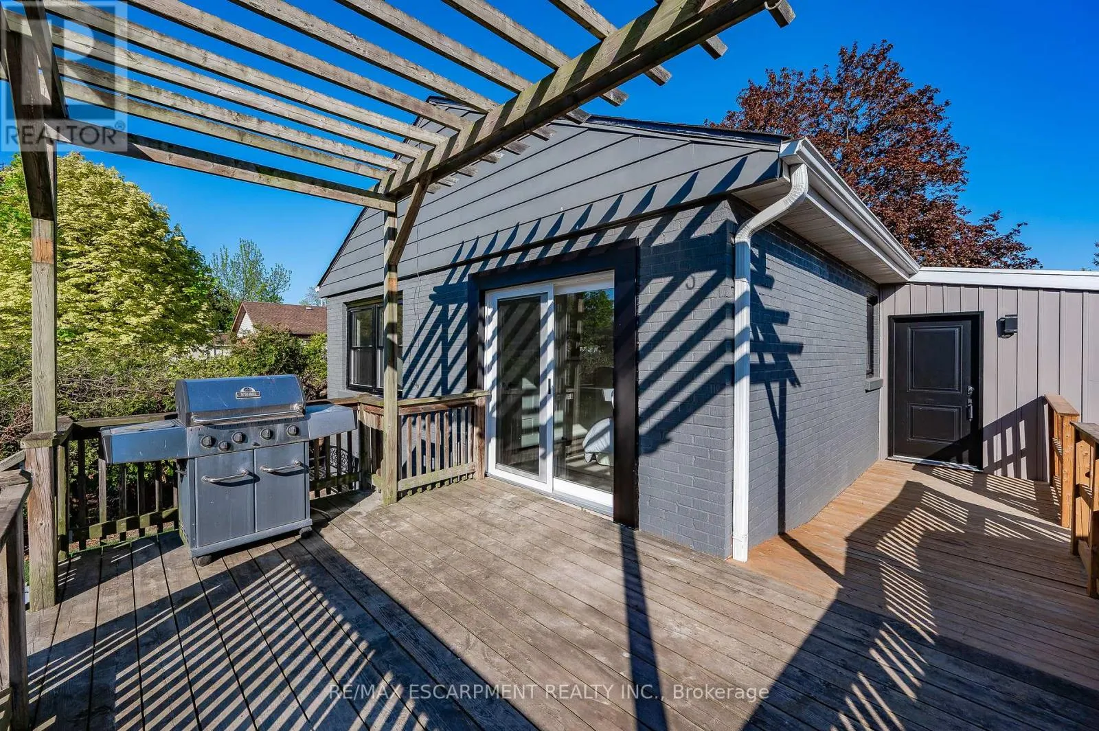 1041 SHEPHERD'S DRIVE