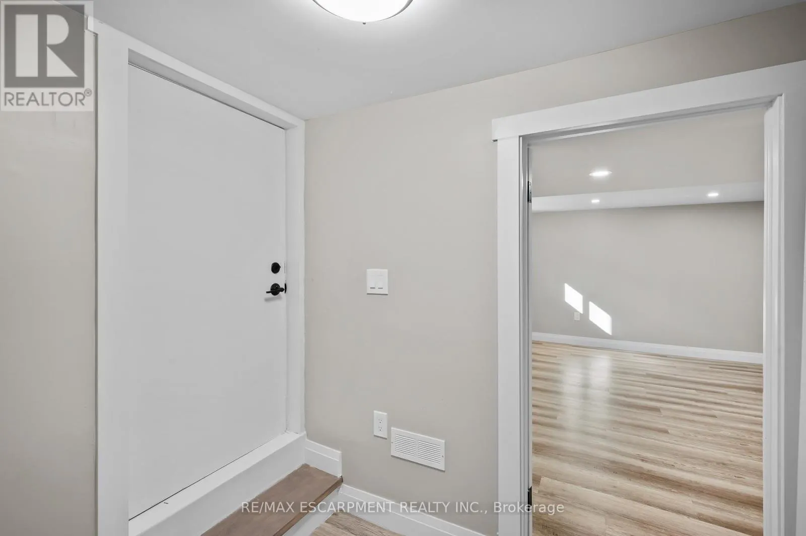 1041 SHEPHERD'S DRIVE
