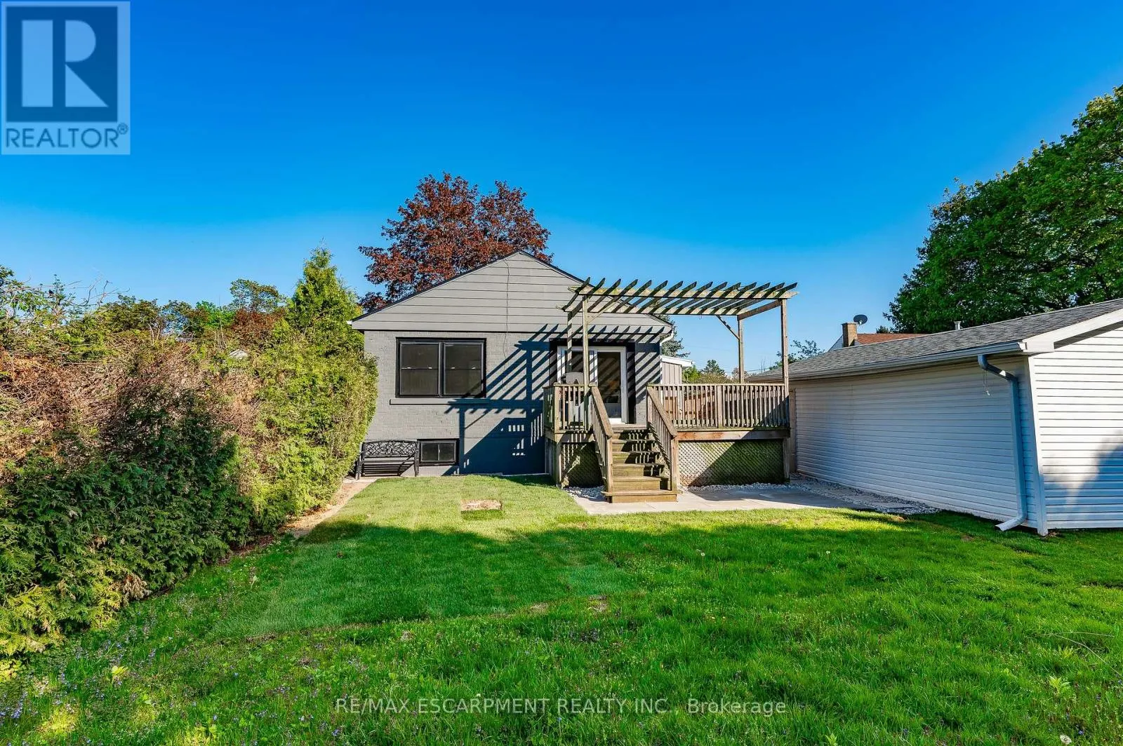 1041 SHEPHERD'S DRIVE