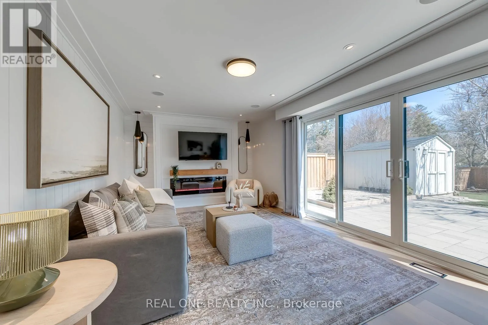 1224 WILLOWBROOK DRIVE