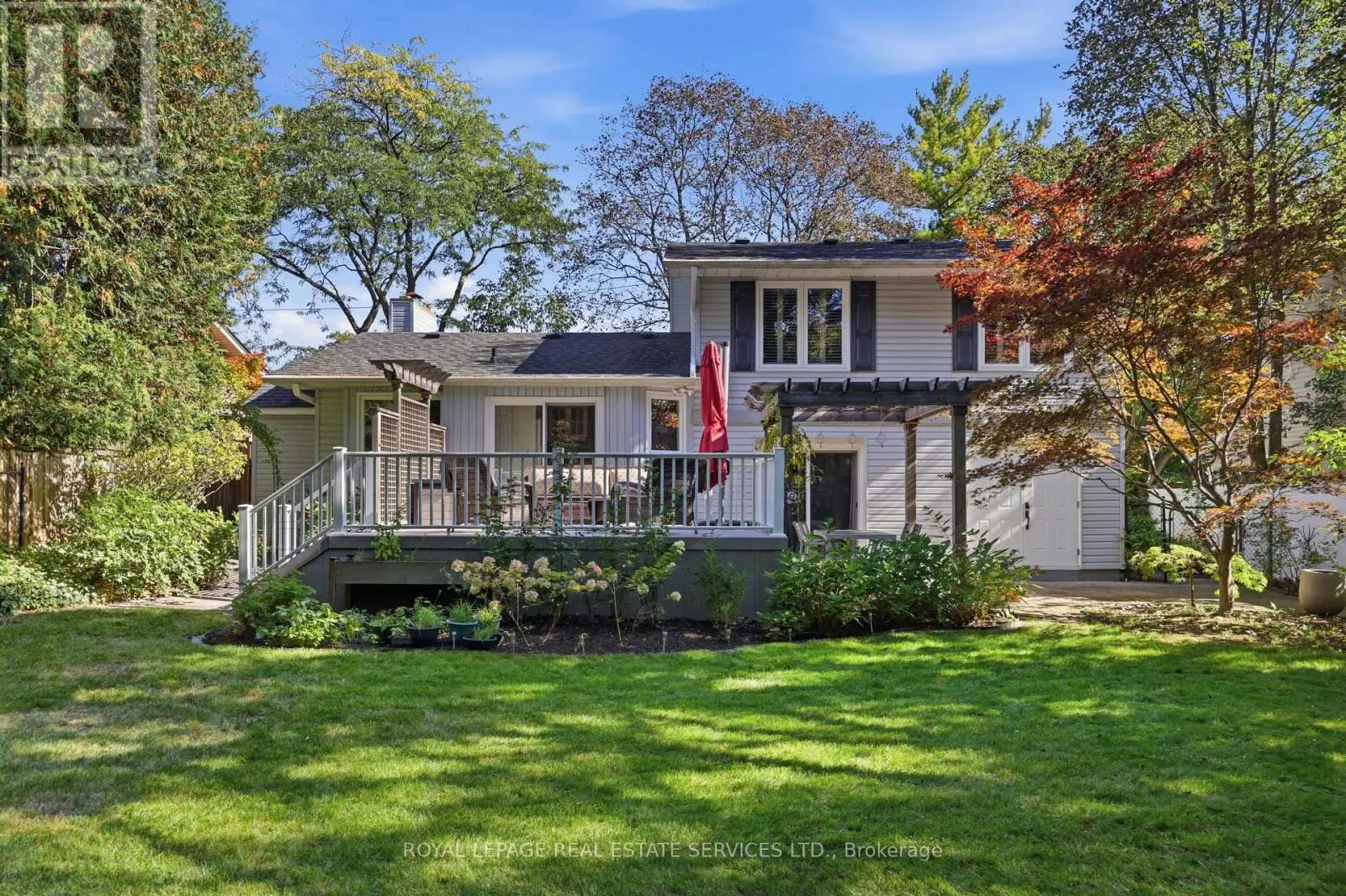 1320 HILLVIEW CRESCENT