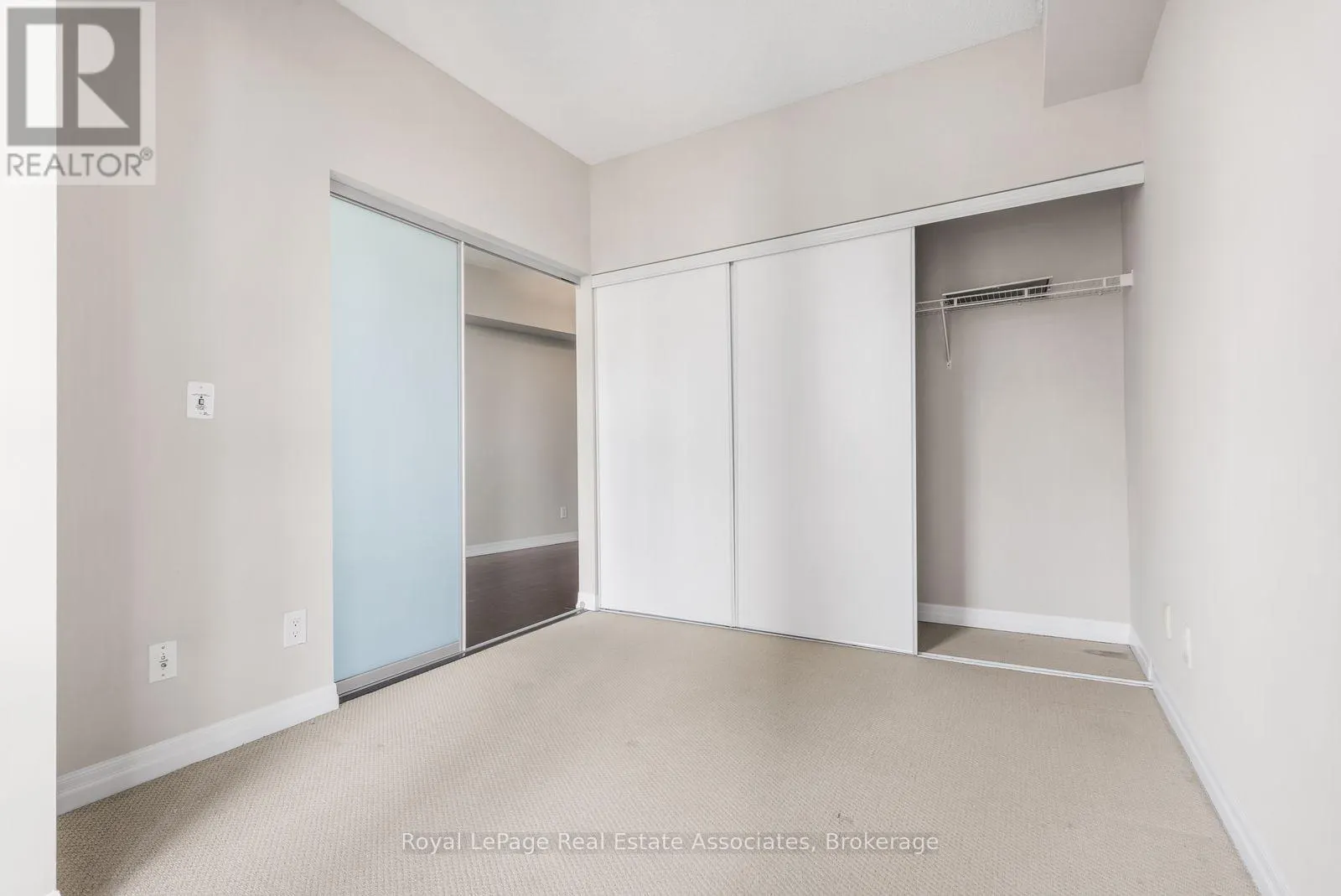 1709 - 223 WEBB DRIVE