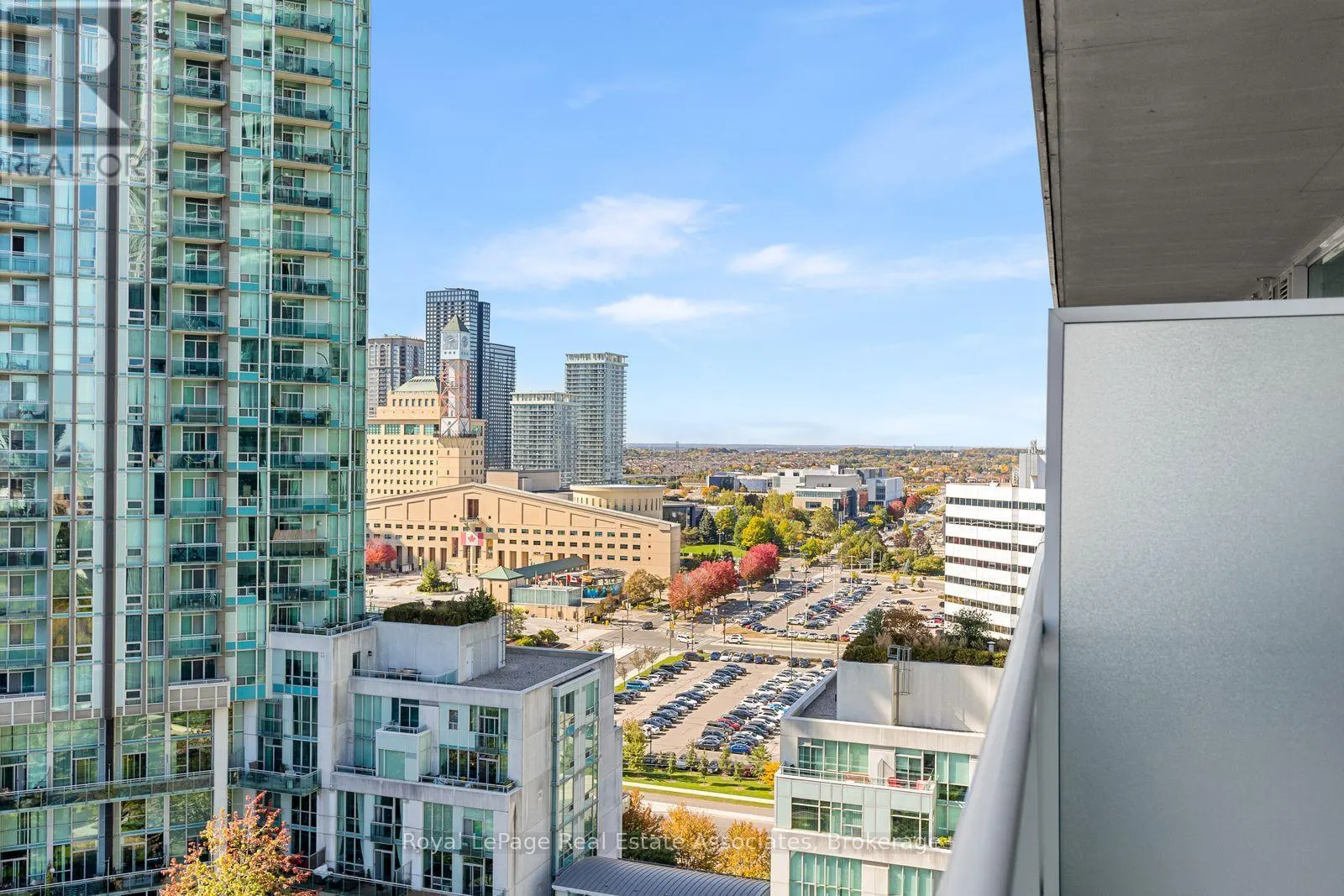 1709 - 223 WEBB DRIVE