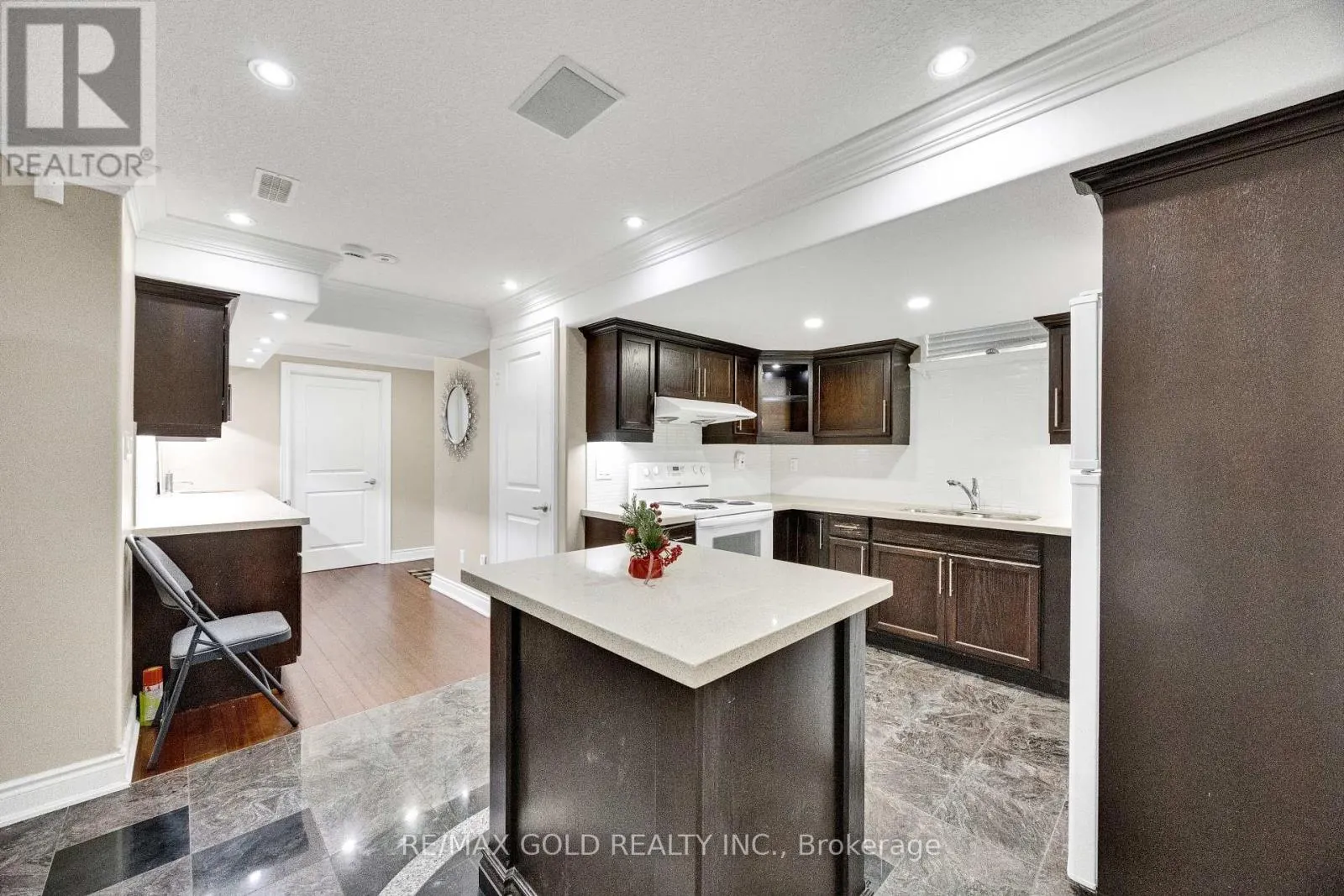 120 WATSONBROOK DRIVE