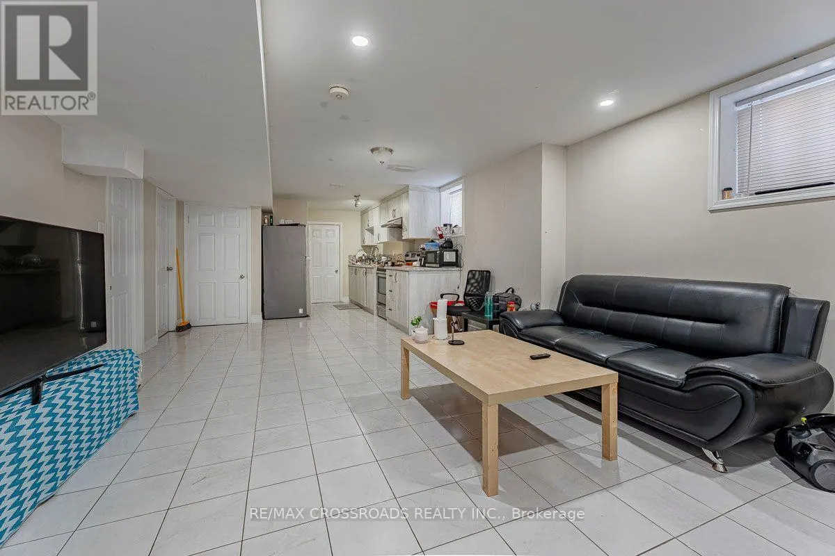 1090 TRUDEAU DRIVE