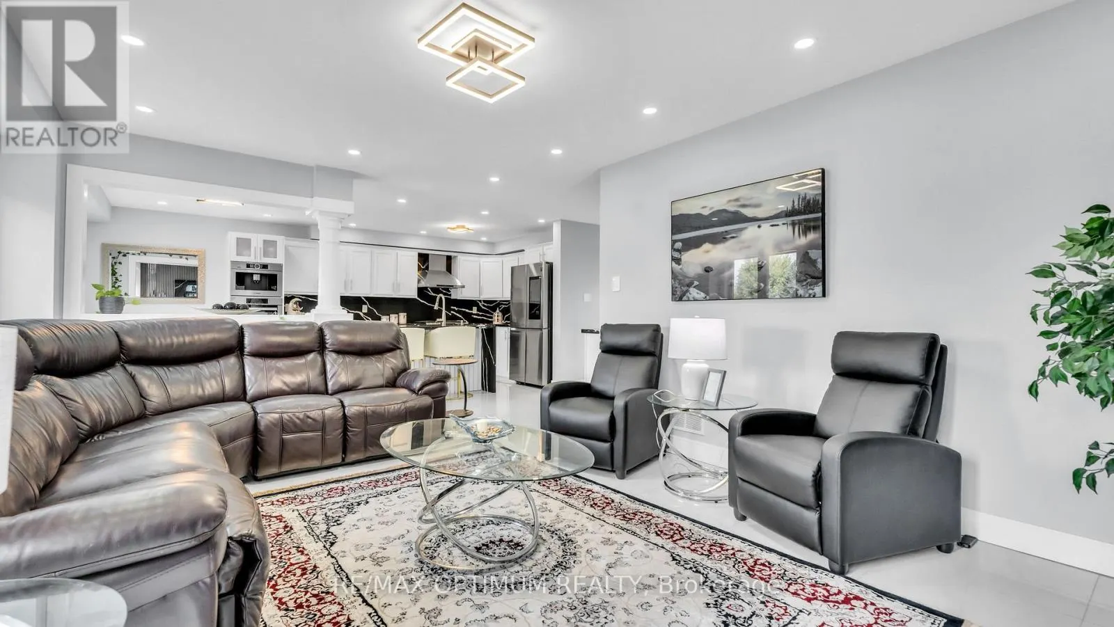 82 PENBRIDGE CIRCLE