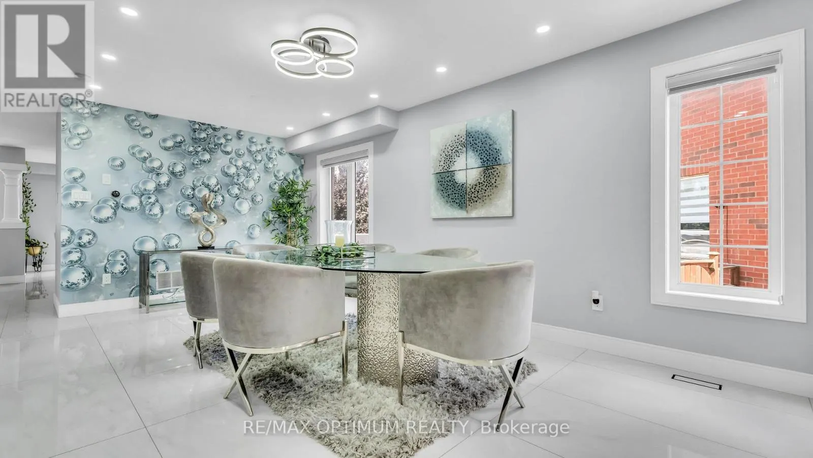 82 PENBRIDGE CIRCLE